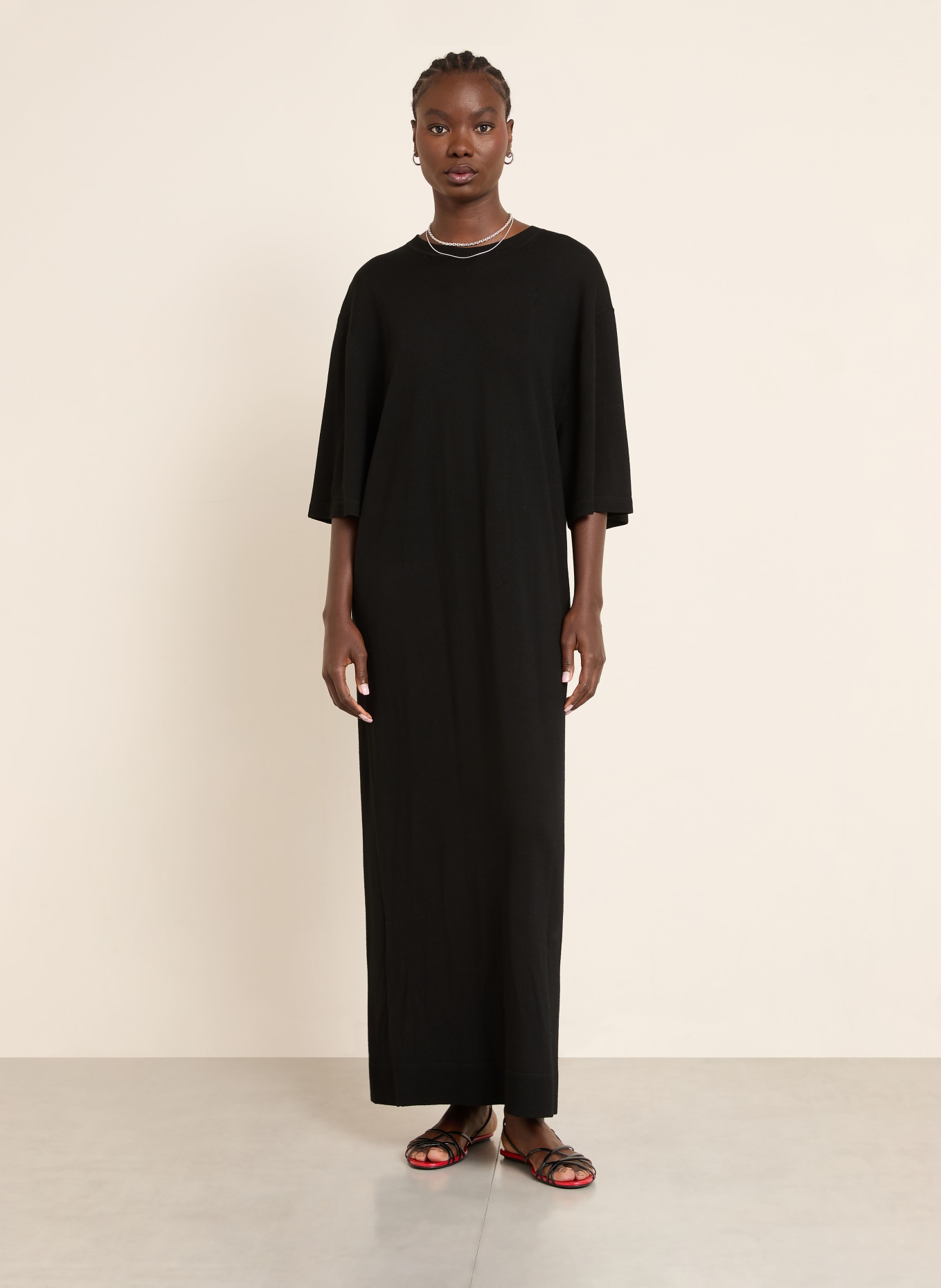 TOTEME Strickkleid aus Merinowolle mit 3/4-Arm: SCHWARZ