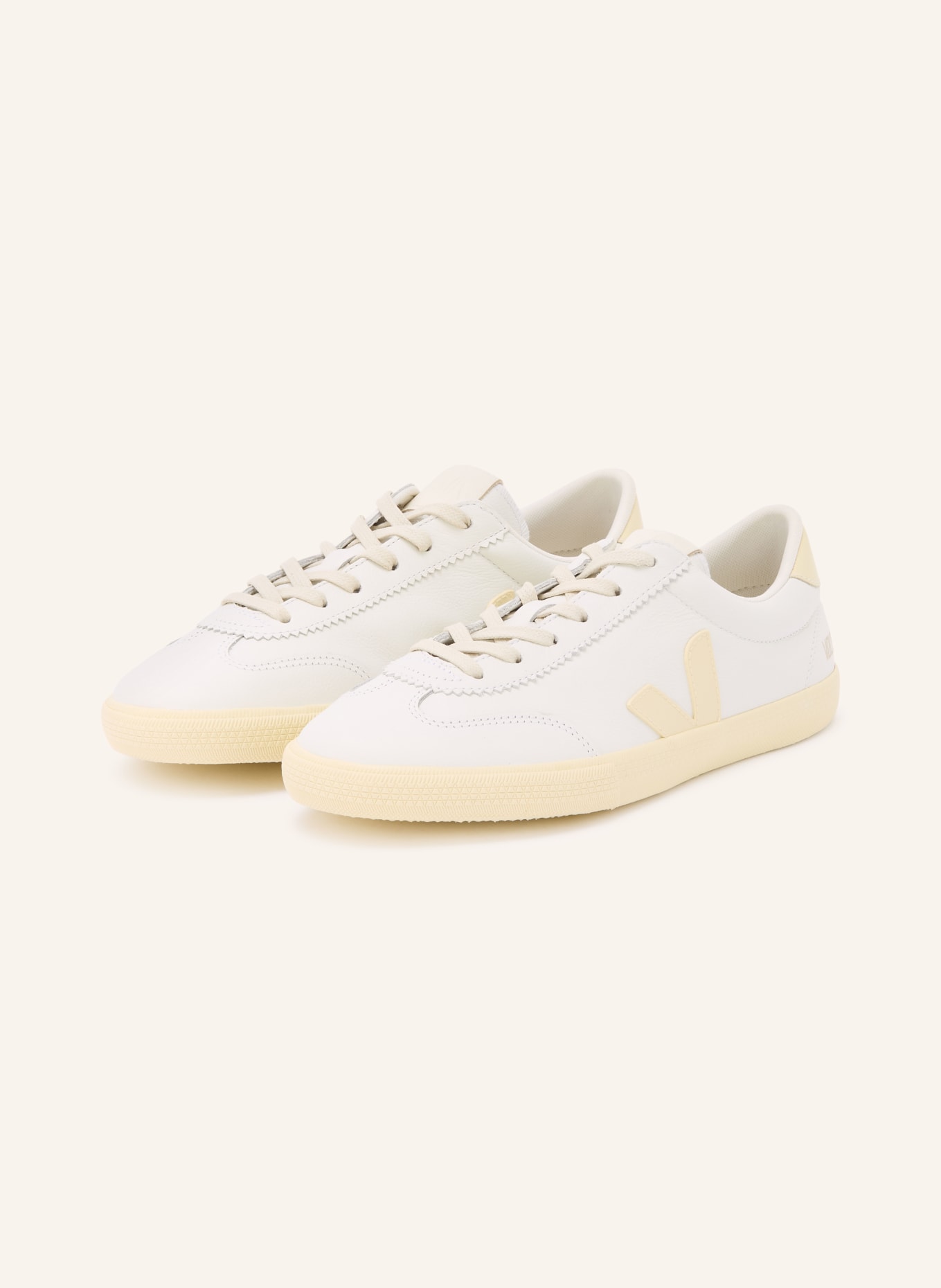 VEJA Sneaker VOLLEY SIGNATURE: WEISS / GOLD / HELLGELB