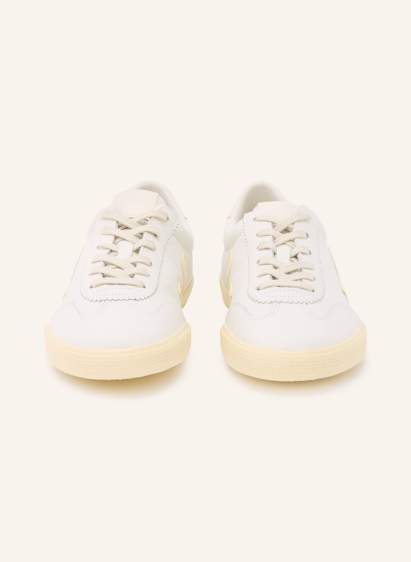 VEJA Sneaker VOLLEY SIGNATURE: WEISS / GOLD / HELLGELB