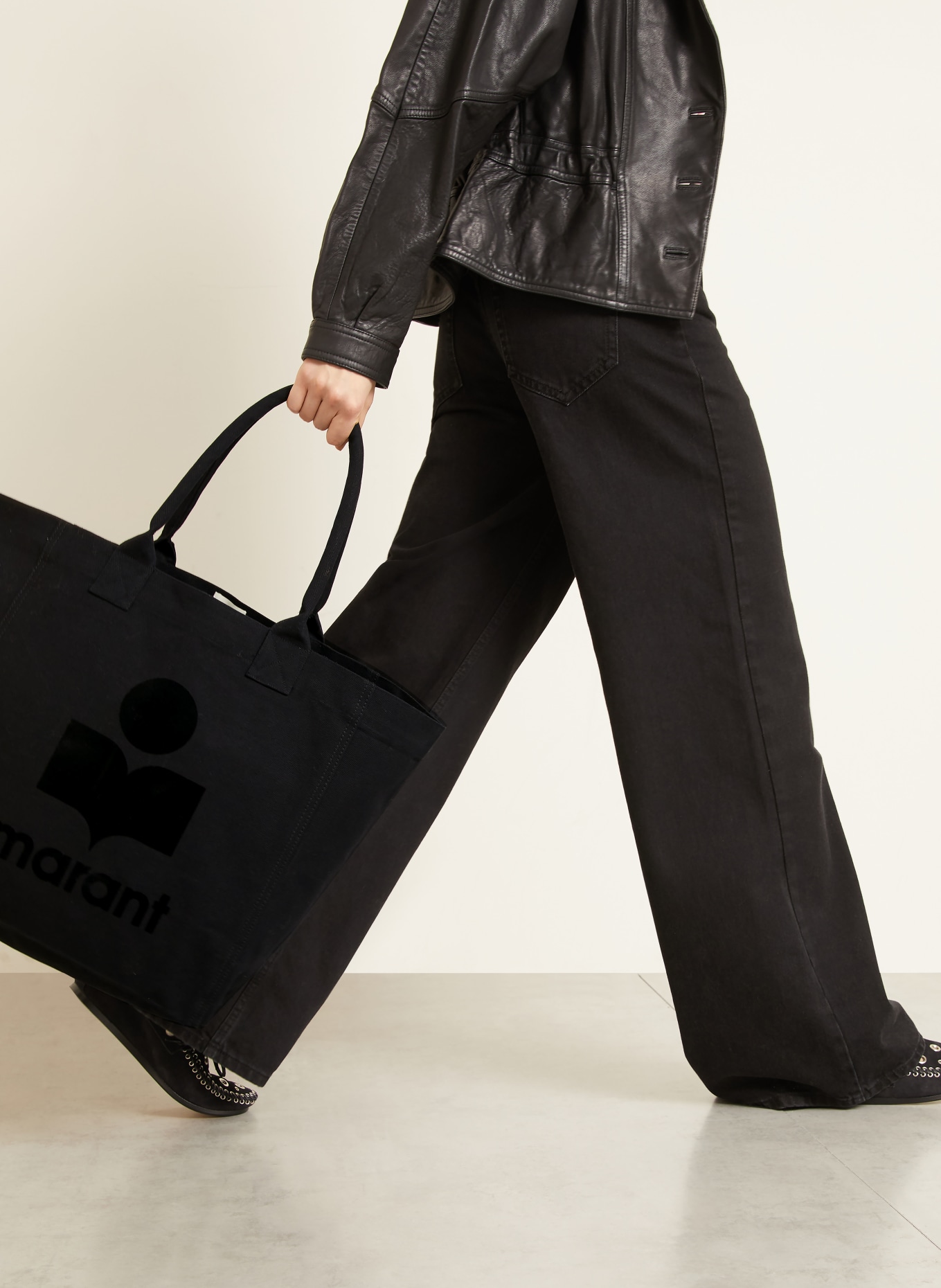 ISABEL MARANT Torba na zakupy YENKY: CZARNY