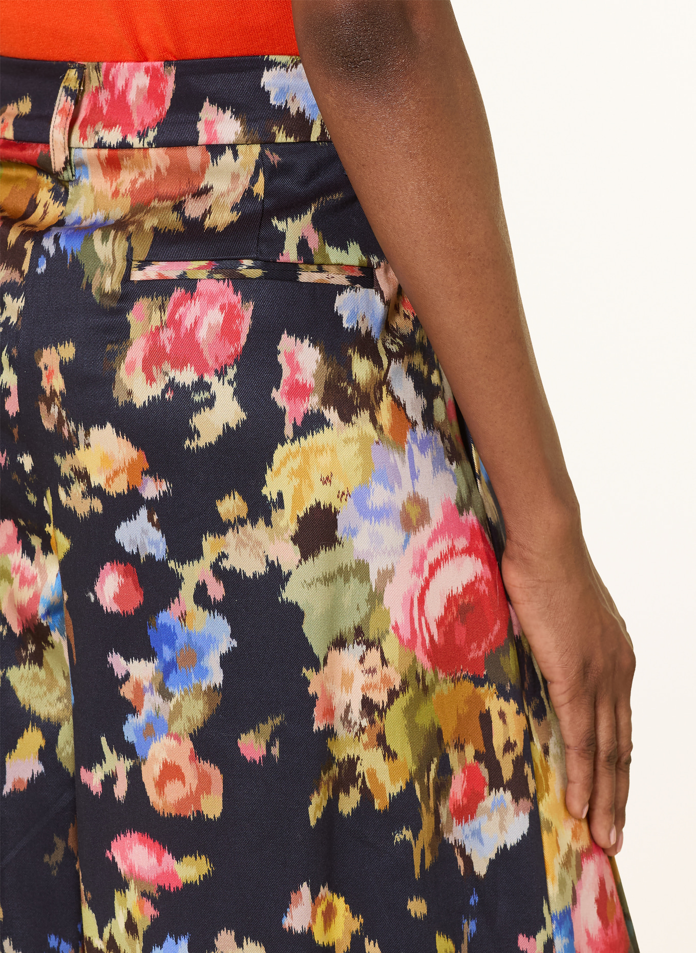 ESSENTIEL ANTWERP Marlenehosen JAZZY: SCHWARZ / ROT / HELLGRÜN