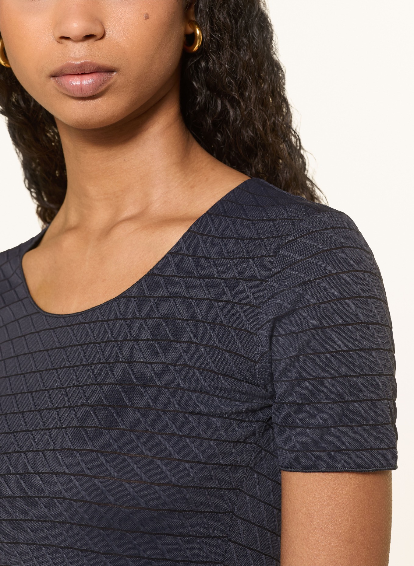 EMPORIO ARMANI tričko: TMAVĚ MODRÁ