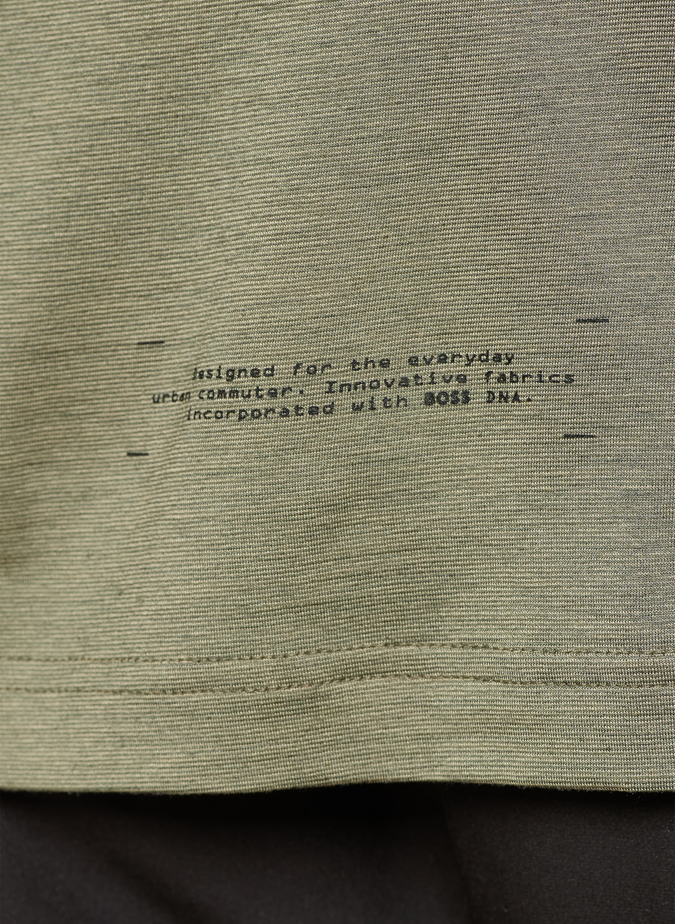 BOSS Funktionsshirt TOUR: OLIV