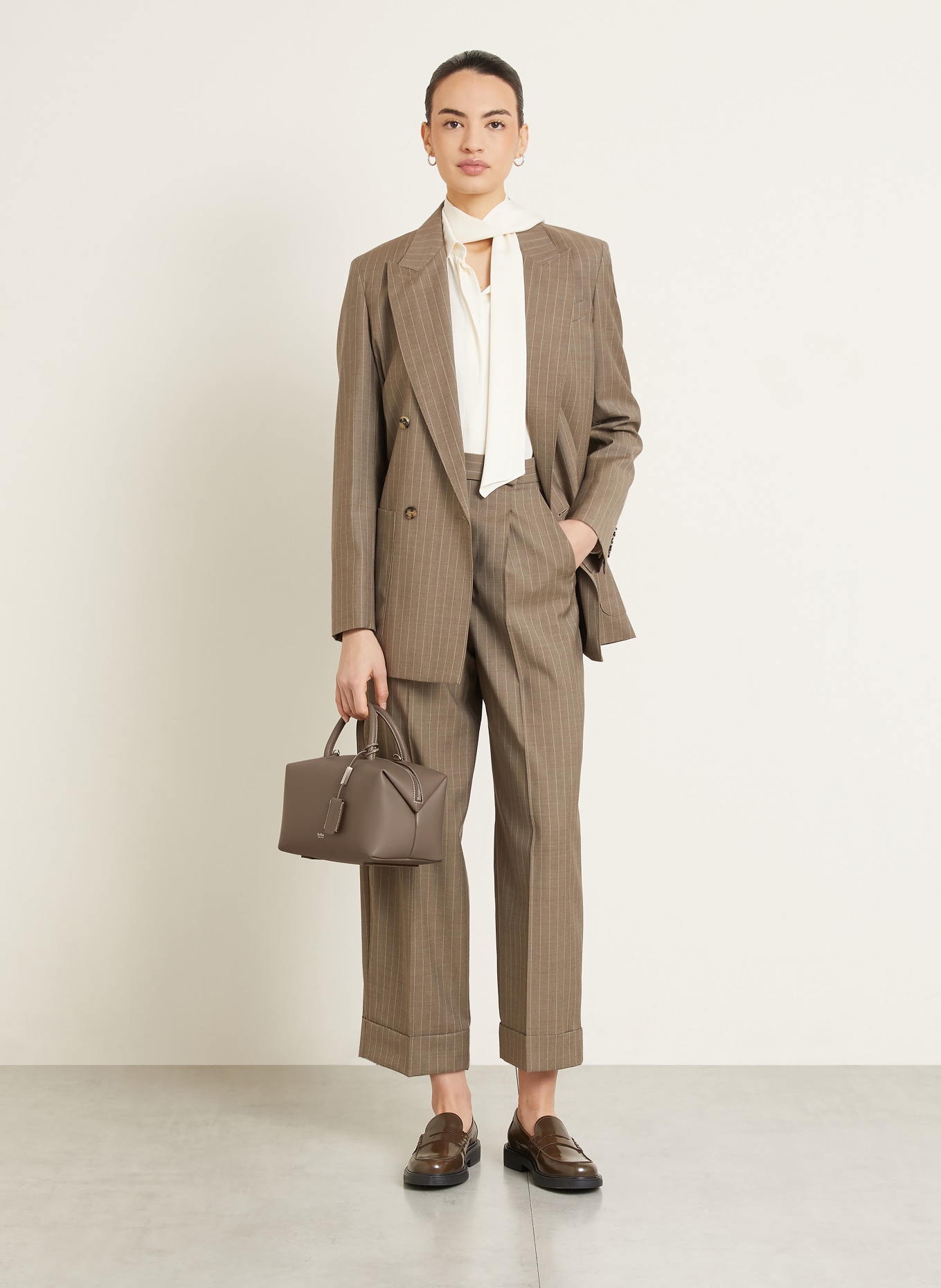 Max Mara Handtasche HOLDALLM: TAUPE / SILBER