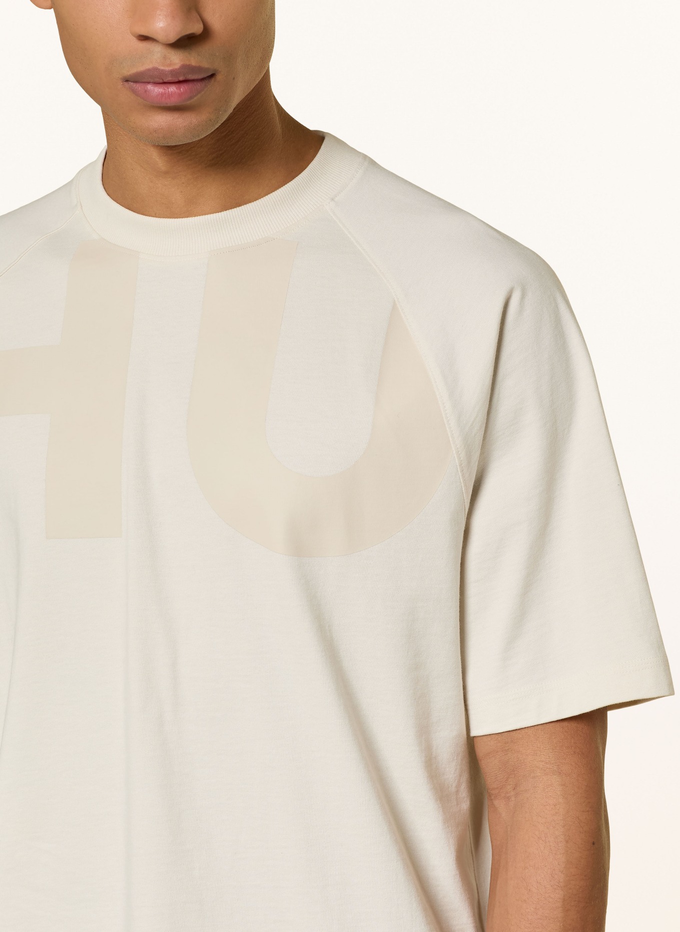 HUGO T-Shirt NALFTEE: BEIGE