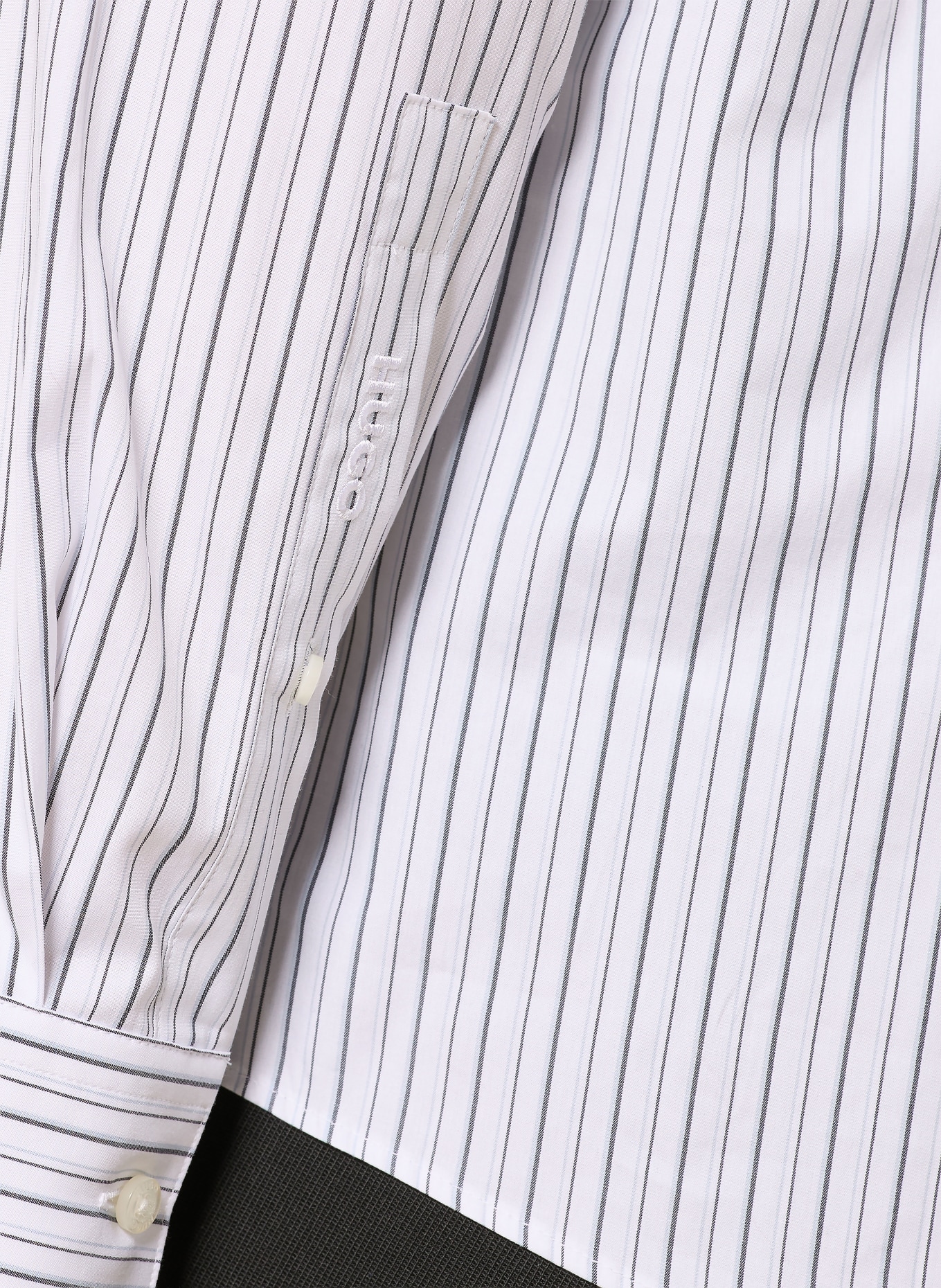 HUGO Hemd VALERIO Modern Fit: WEISS / DUNKELGRAU