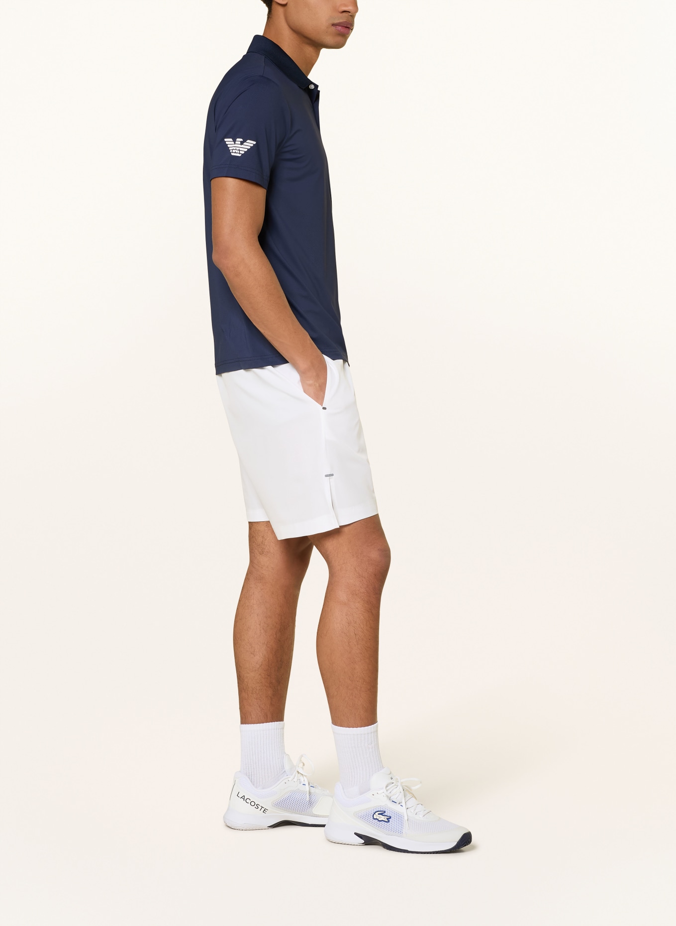EA7 EMPORIO ARMANI Tennisshorts: WEISS