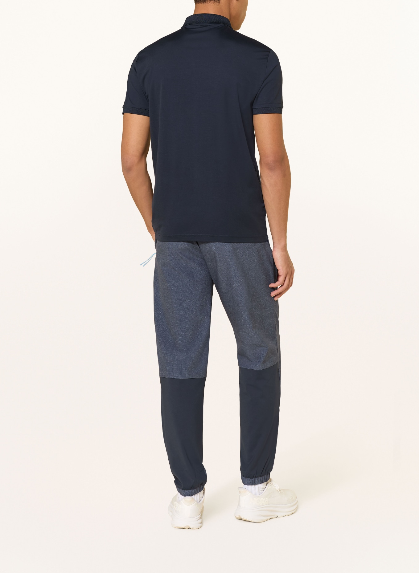 EA7 EMPORIO ARMANI tréninkové kalhoty: TMAVĚ MODRÁ / MODRÁ