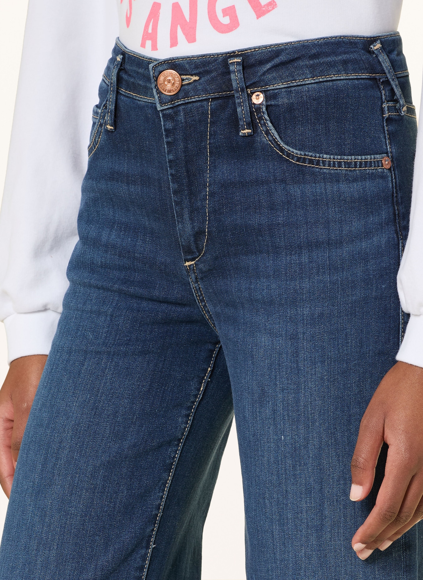 TRUE RELIGION Flared Jeans MIJA: 4645 MID BLUE