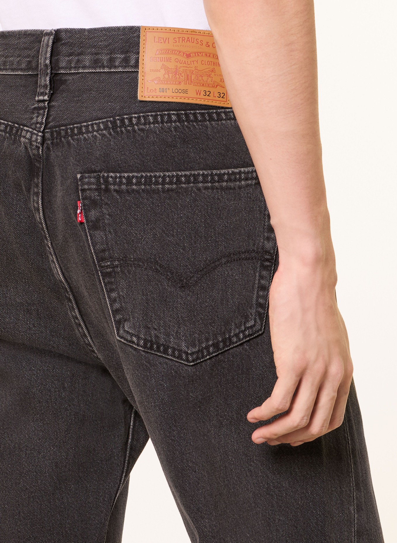 Levi's® 501 Loose Fit Jeans: 05 Blacks