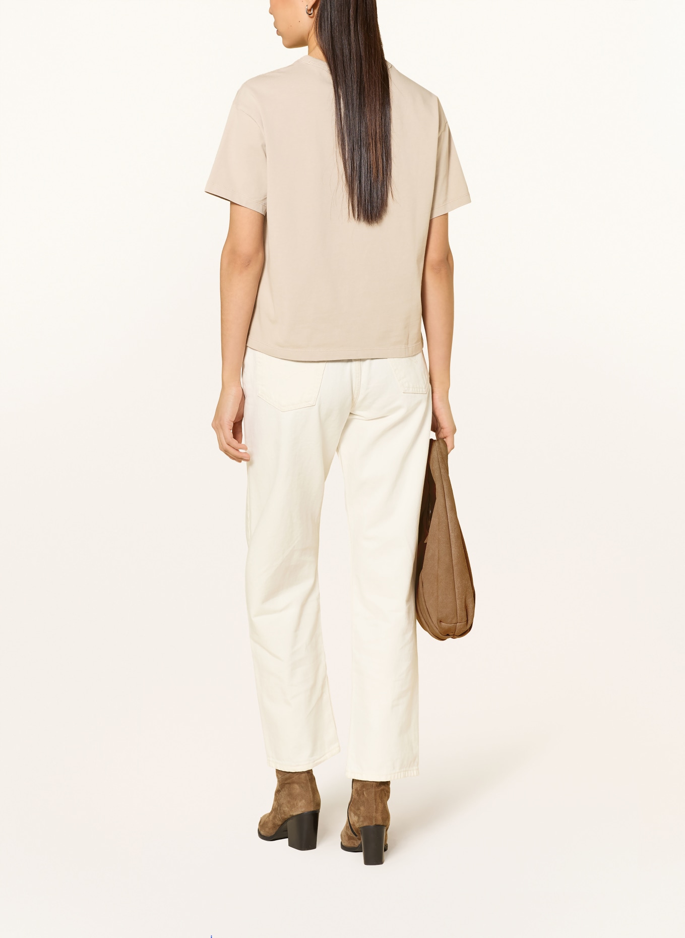 Levi's® tričko: ČERNOŠEDÁ