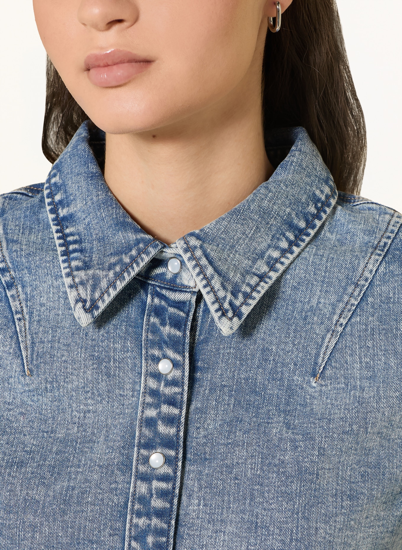 Levi's® džínová košile: MODRÁ