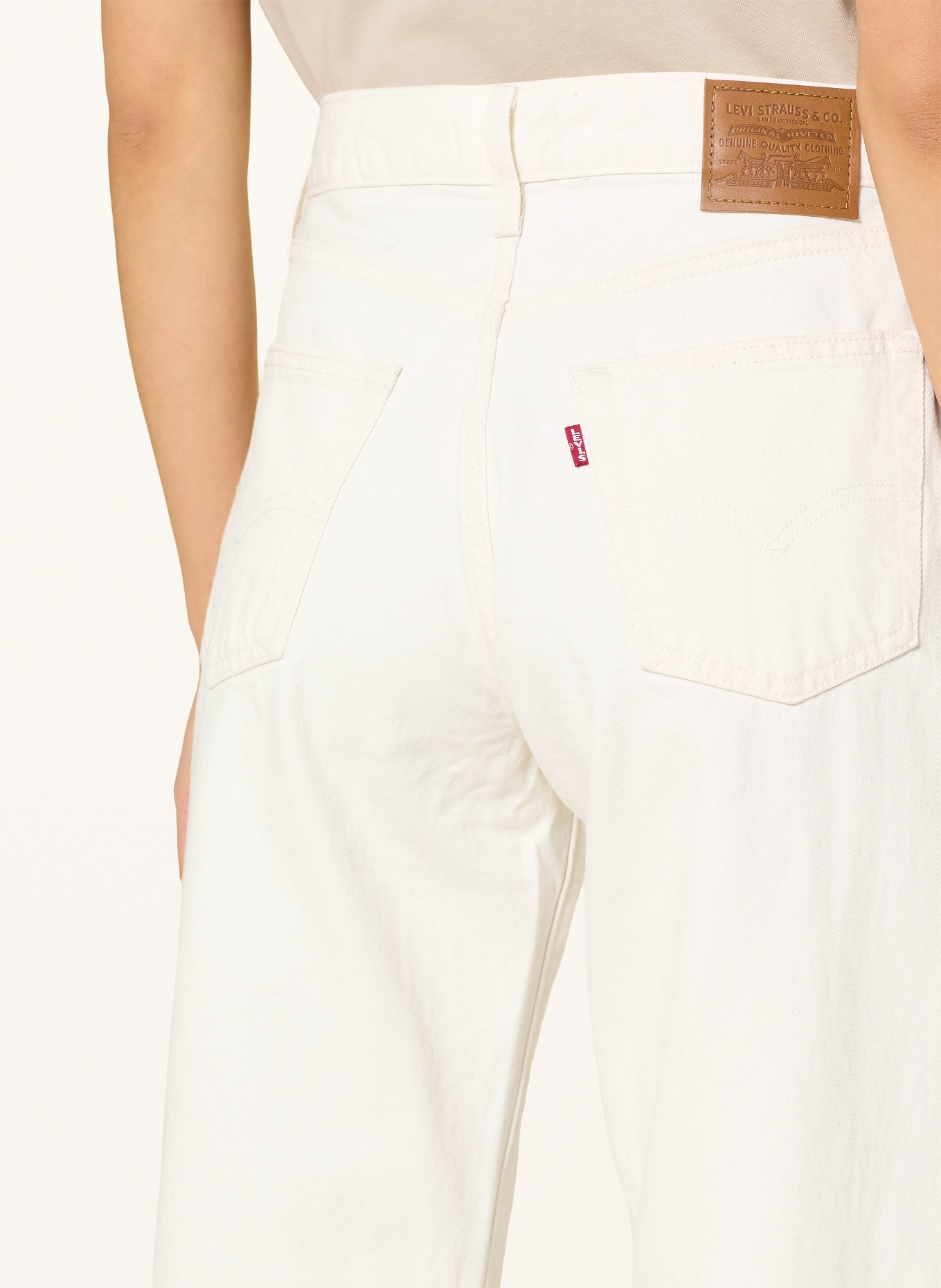 Levi's® Proste dżinsy EASY DAD: 03 Whites