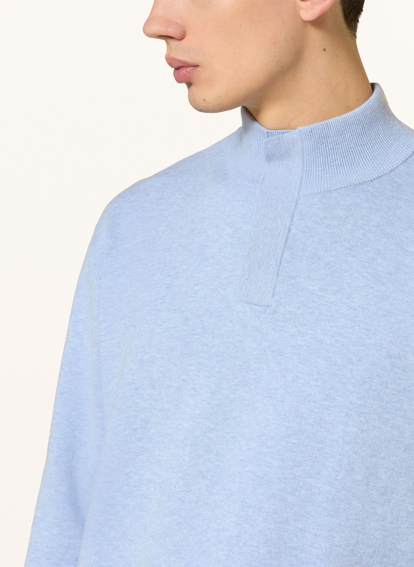 NOWADAYS Troyer: HELLBLAU