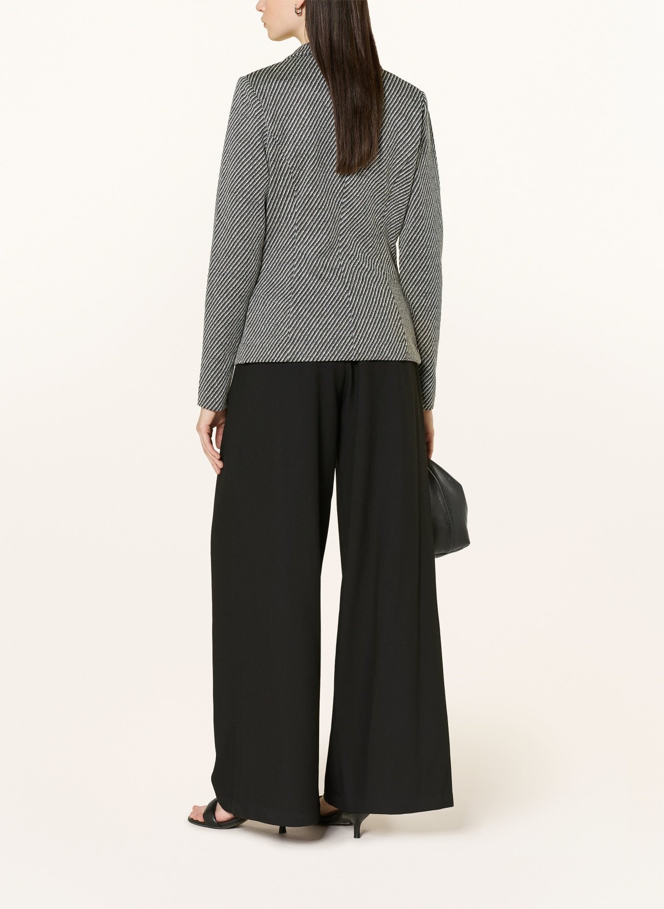 ICHI Sako IHKATE: ČERNÁ / BÍLÁ