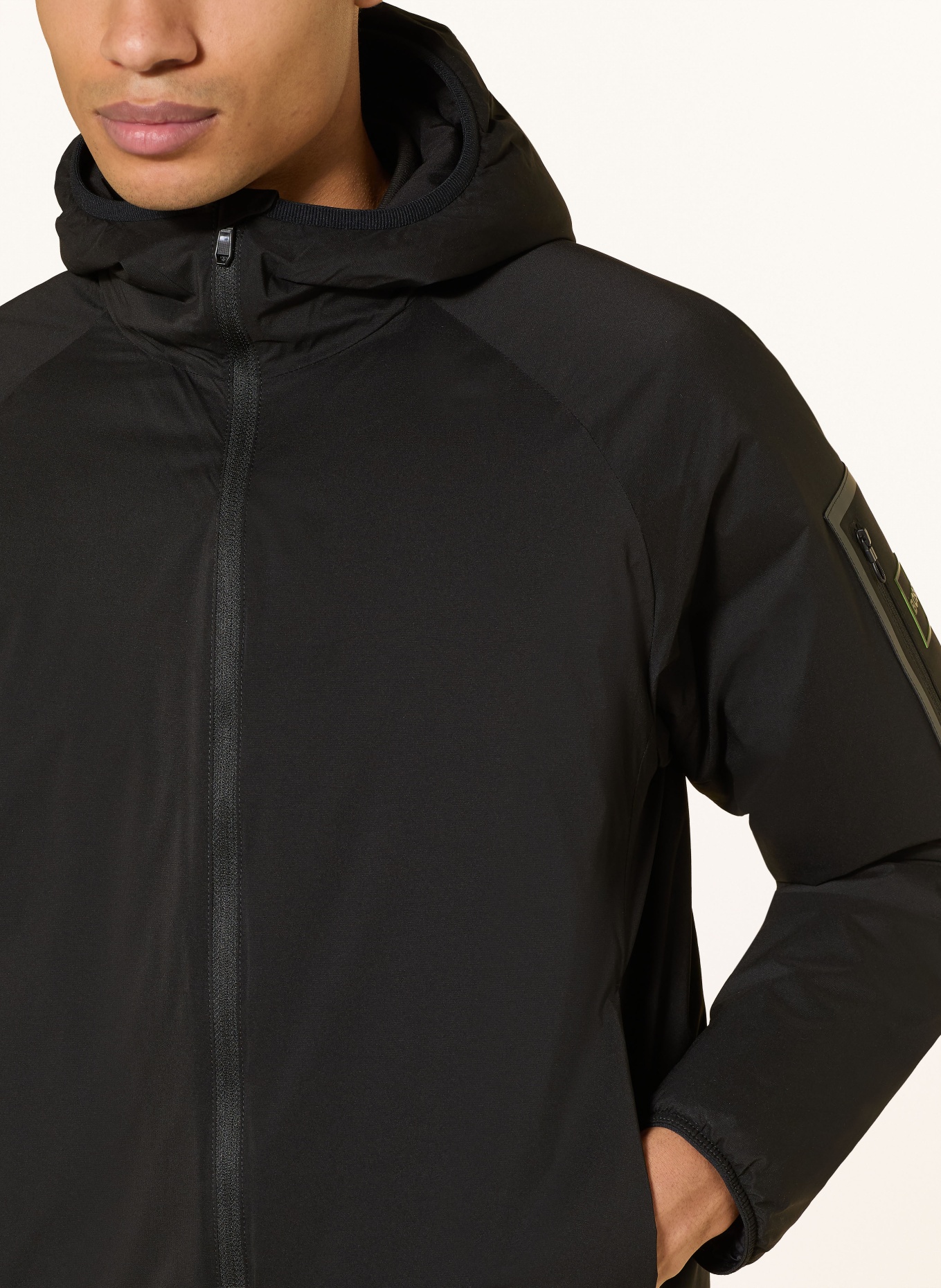 BOSS Bunda LITE-X: ČERNÁ