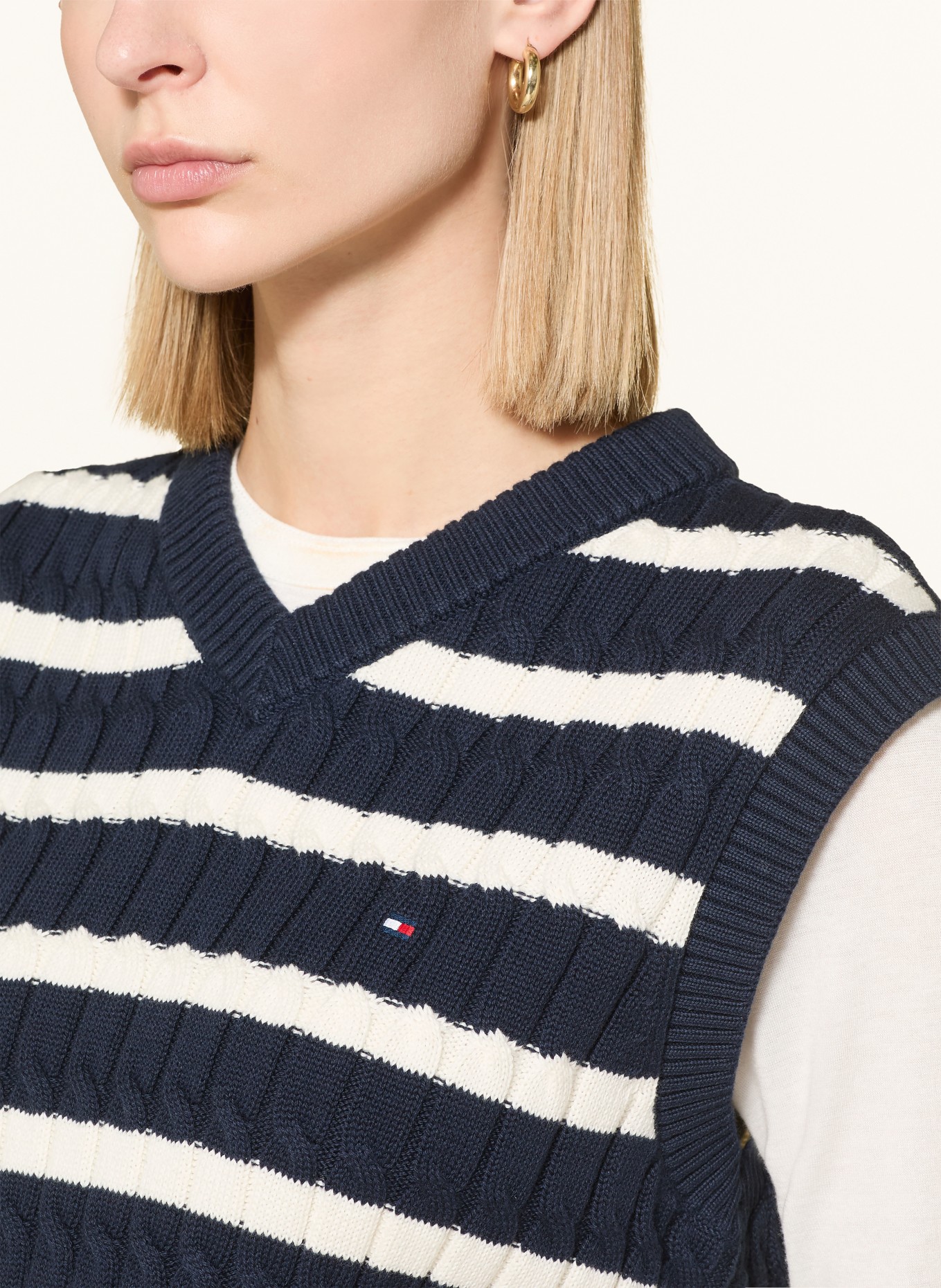 TOMMY HILFIGER Pullunder: DUNKELBLAU / WEISS