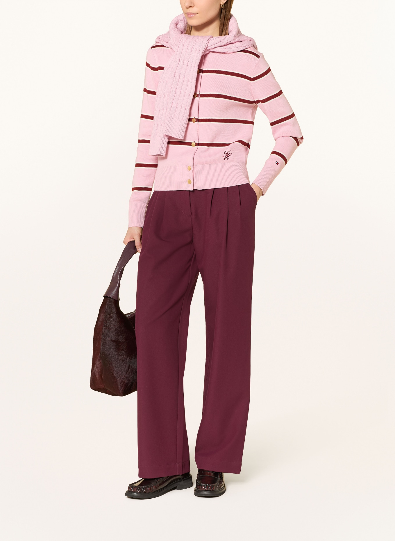 TOMMY HILFIGER svetr: RŮŽOVÁ / HNĚDÁ