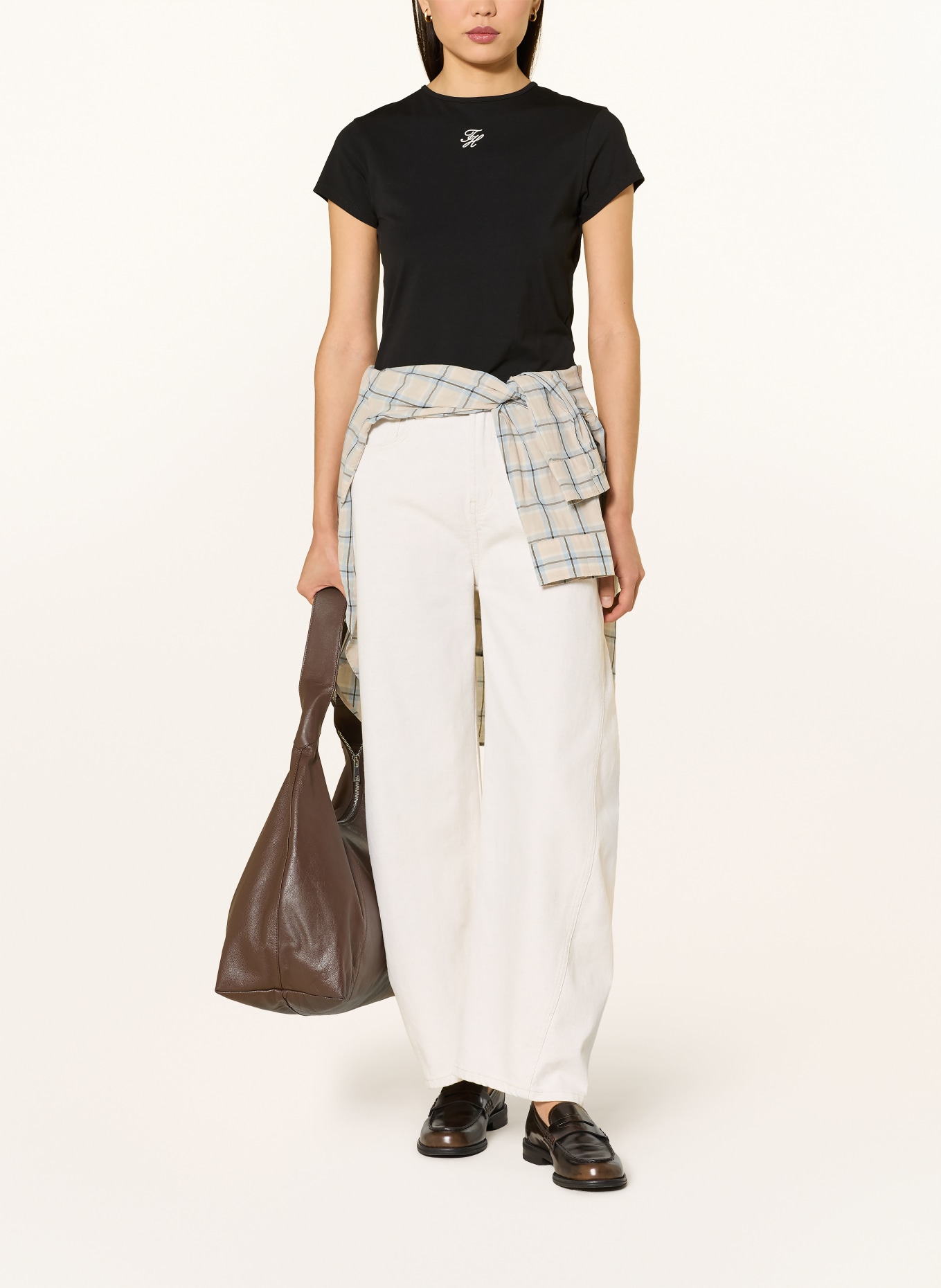 TOMMY HILFIGER T-Shirt: SCHWARZ