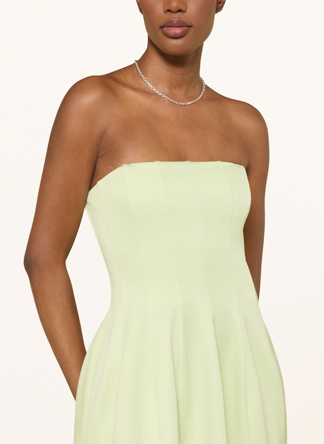 SIMKHAI Off-Shoulder-Kleid im Materialmix: HELLGRÜN