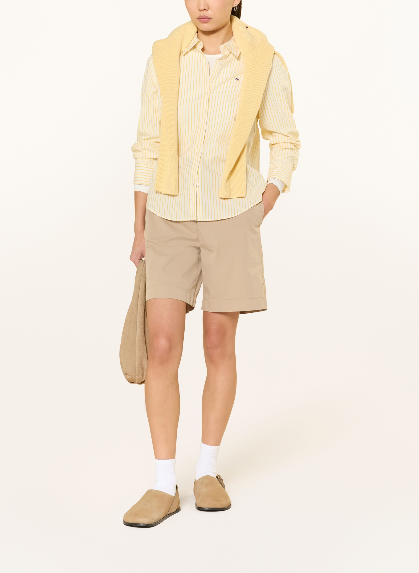 TOMMY HILFIGER Shorts: BEIGE