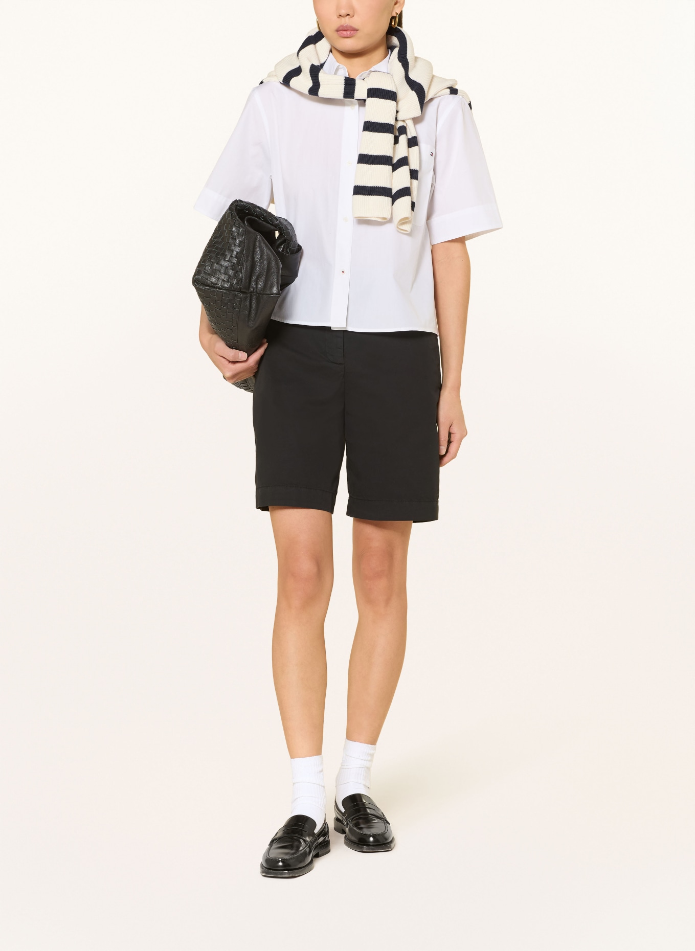 TOMMY HILFIGER Shorts: SCHWARZ
