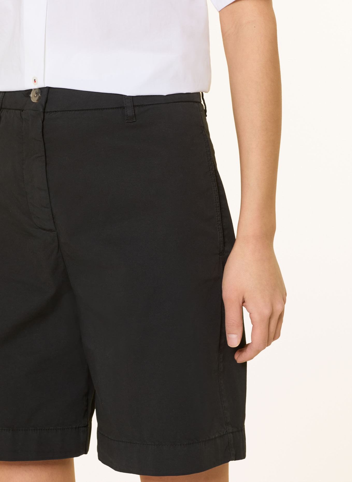 TOMMY HILFIGER Shorts: SCHWARZ
