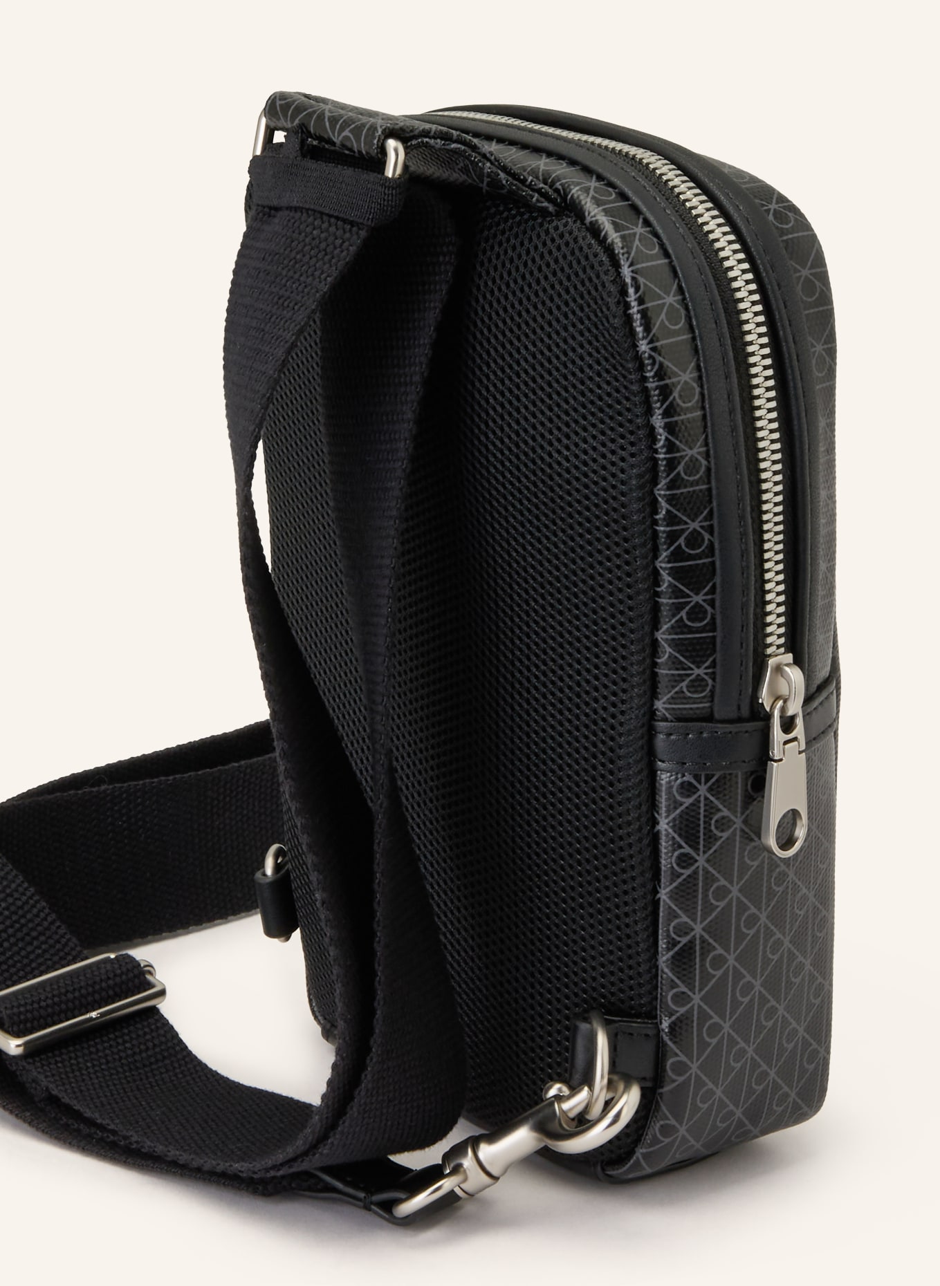 Calvin Klein torba na ramię: CZARNY / SREBRNY / CZIEMNOSZARY