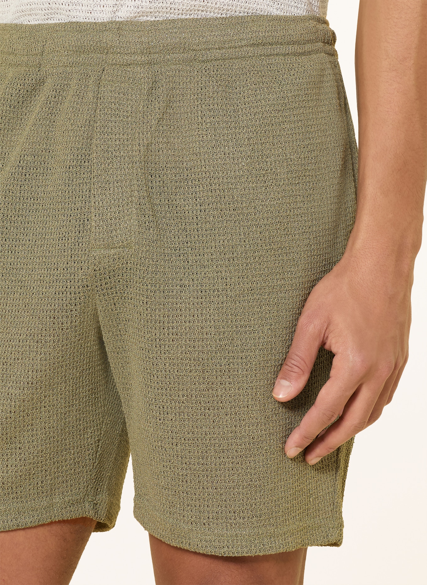 Calvin Klein shorts: OLIVE