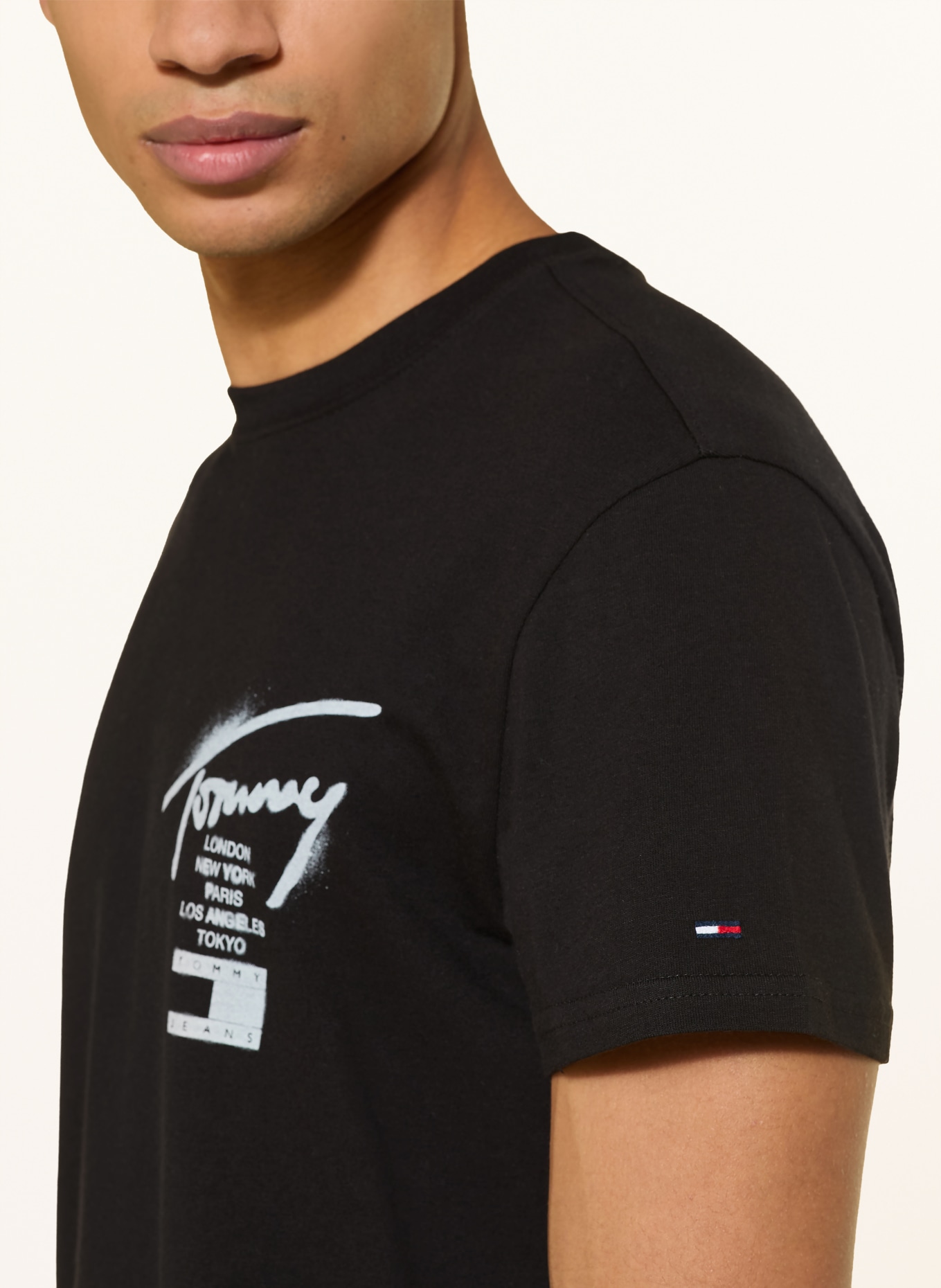 TOMMY JEANS T-Shirt: SCHWARZ