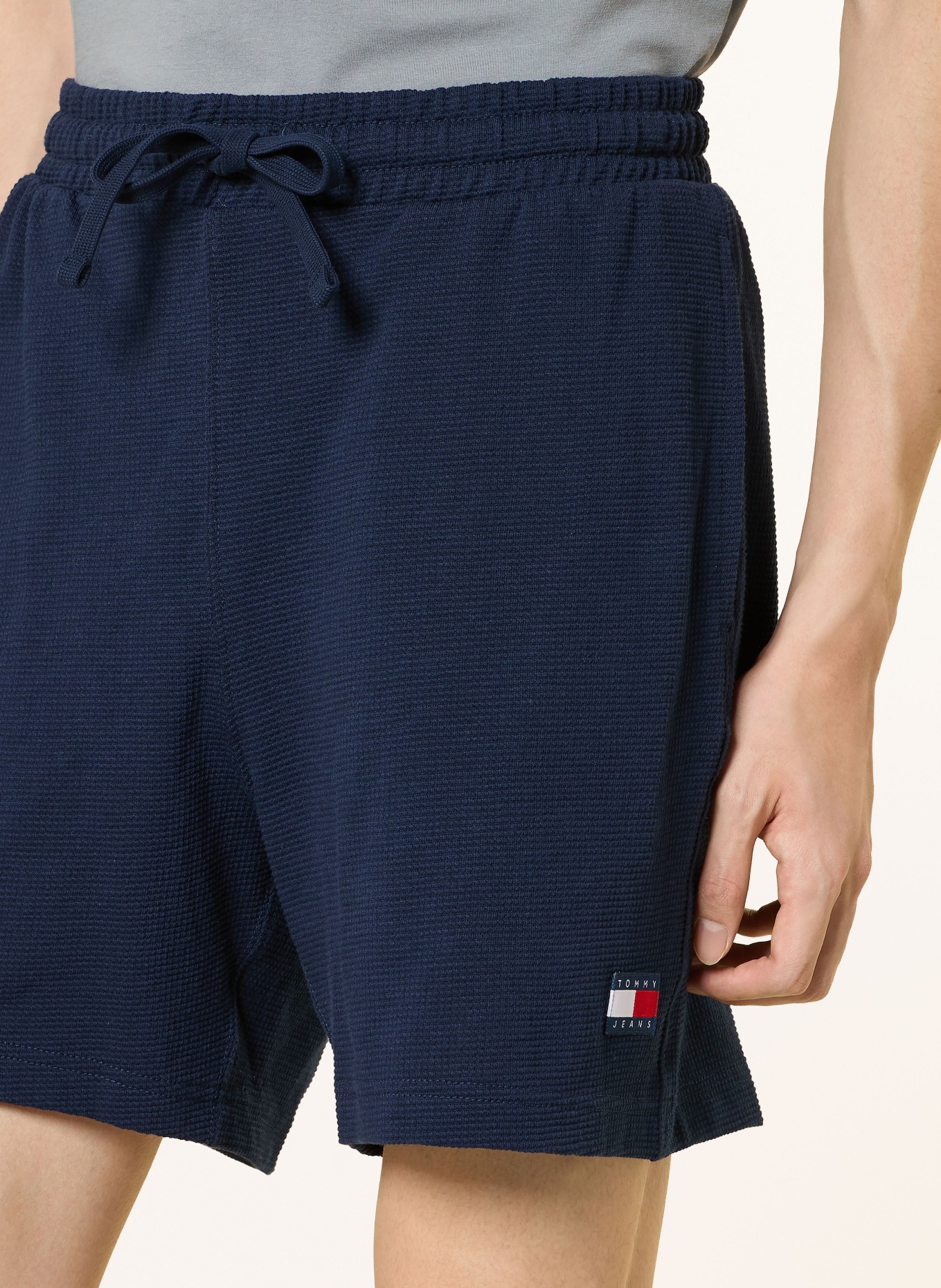 TOMMY JEANS Shorts: DUNKELBLAU