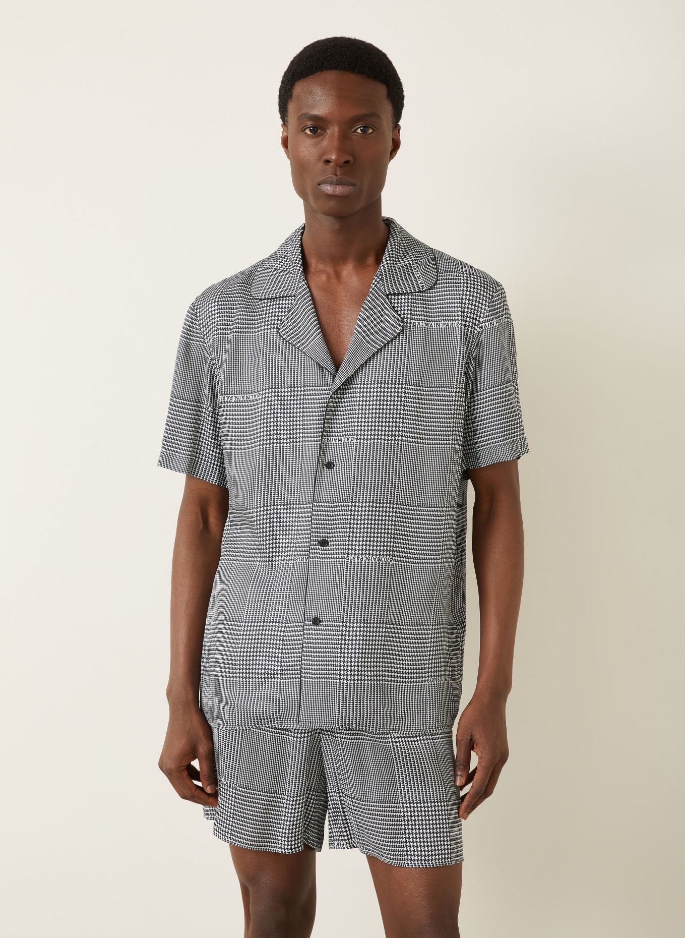 BALMAIN Resorthemd Comfort Fit: SCHWARZ / WEISS