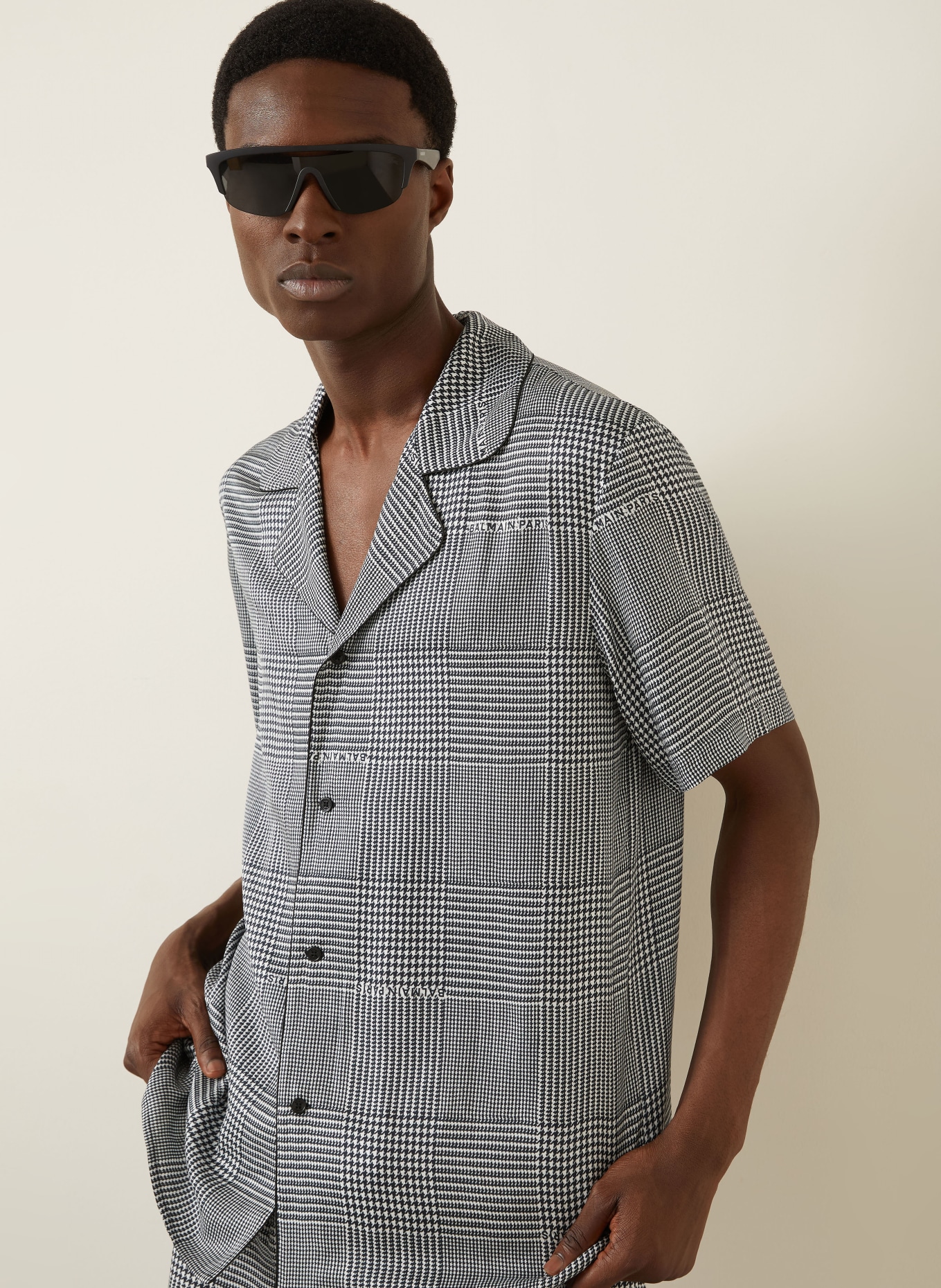 BALMAIN Resorthemd Comfort Fit: SCHWARZ / WEISS