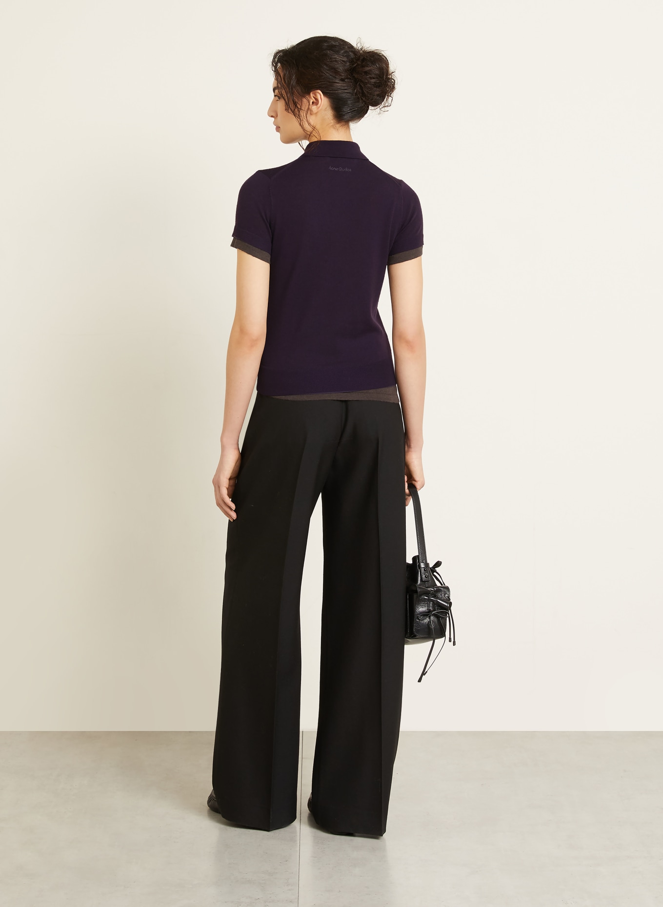 Acne Studios Strick-Poloshirt: DUNKELLILA / DUNKELBRAUN