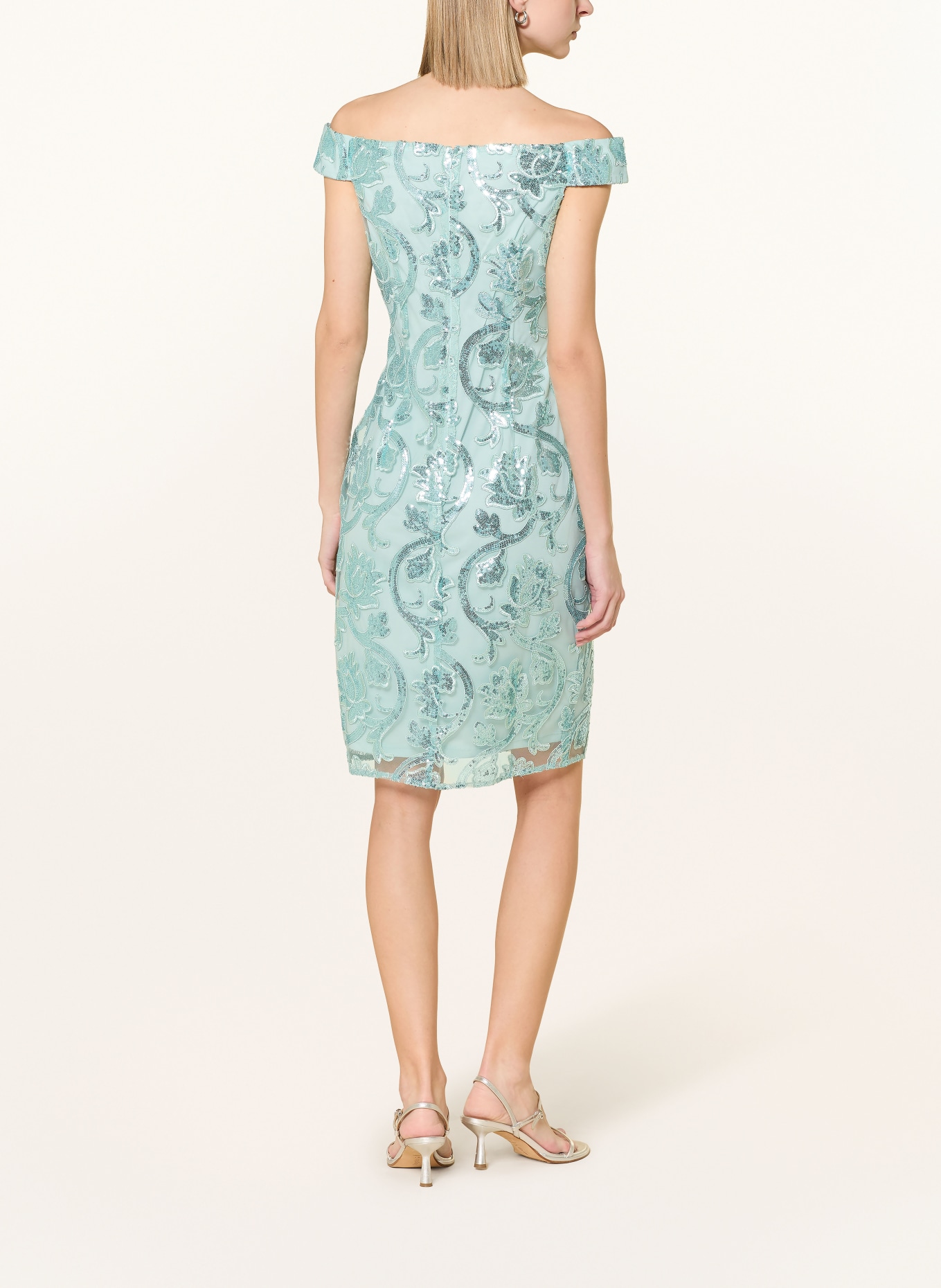 ADRIANNA PAPELL Koktejlové šaty s flitry: MÁTOVÁ