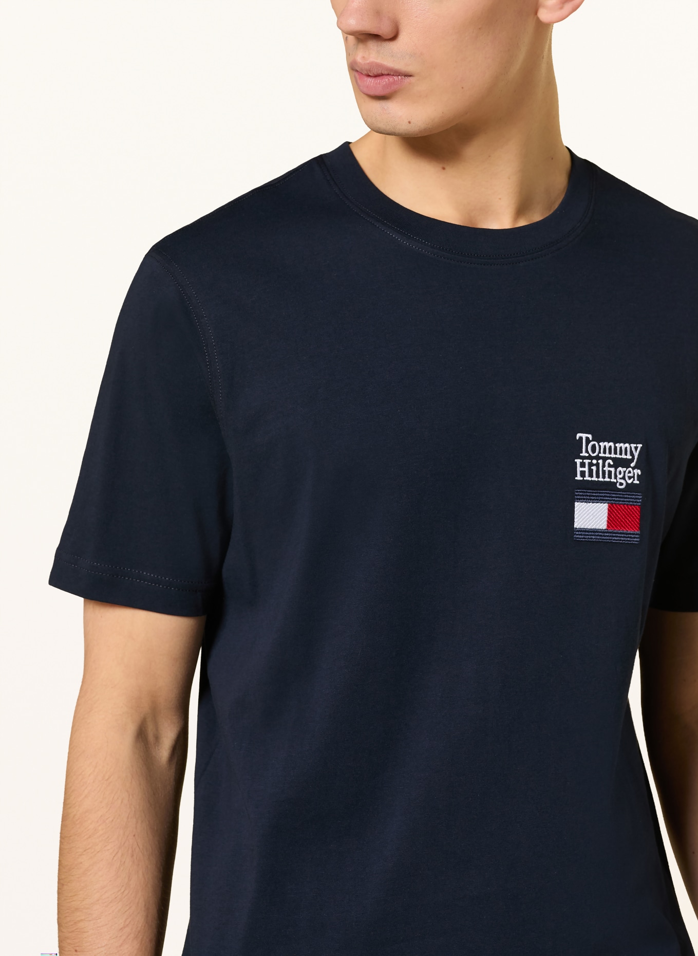 TOMMY HILFIGER T-Shirt: DUNKELBLAU