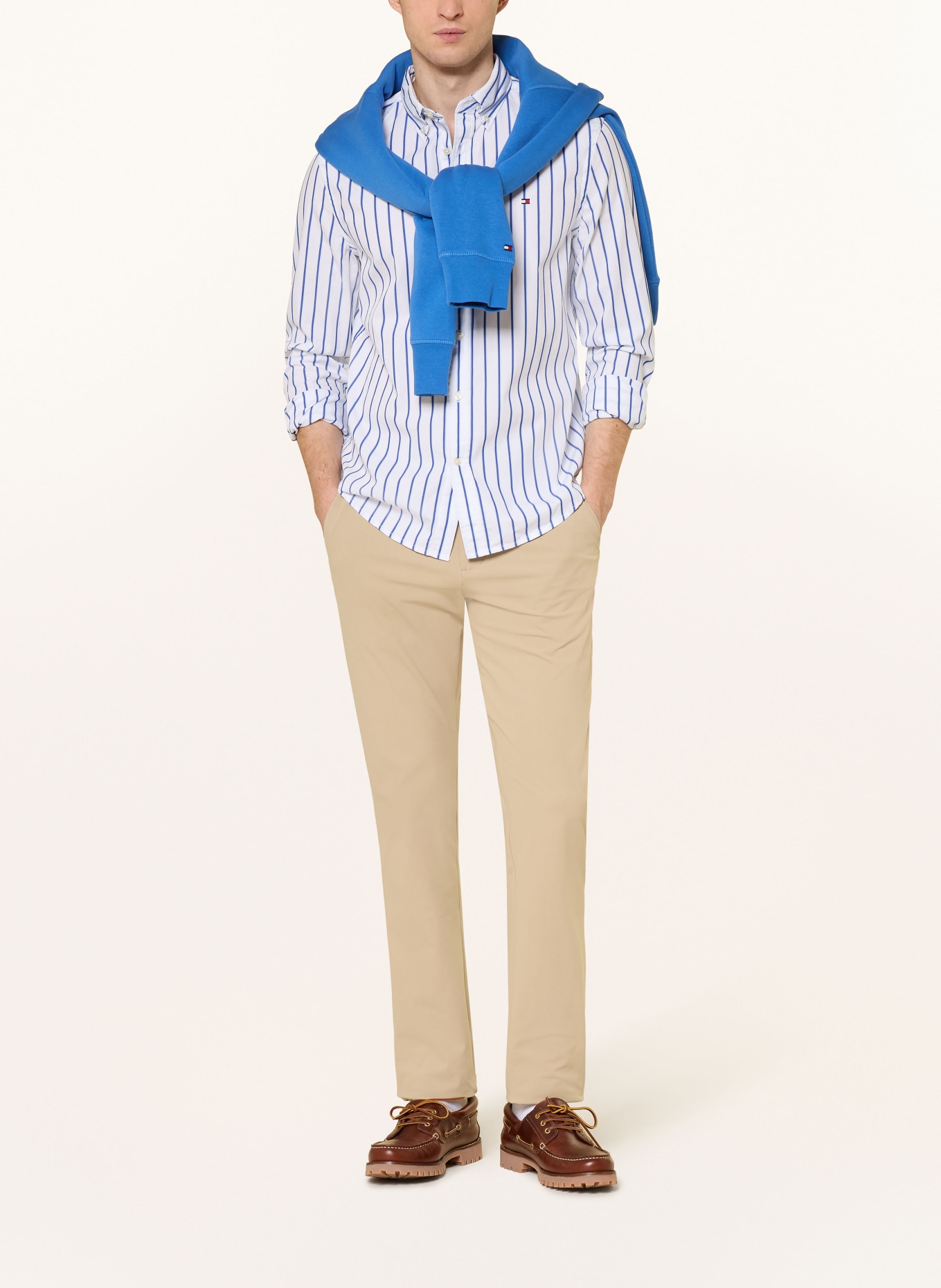 TOMMY HILFIGER Hemd Comfort Fit: WEISS / BLAU