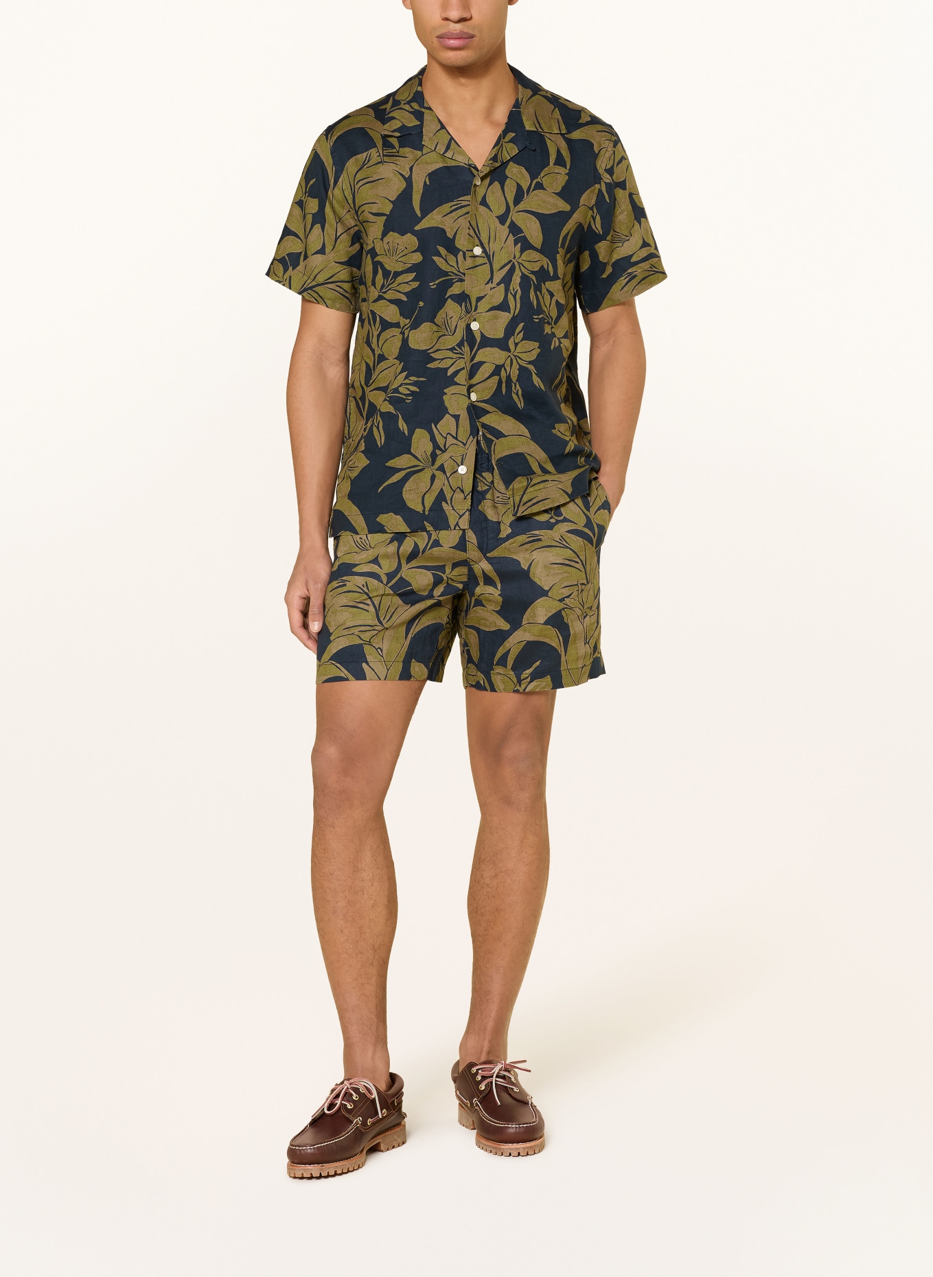 TOMMY HILFIGER Resorthemd Regular Fit aus Leinen: DUNKELBLAU / OLIV