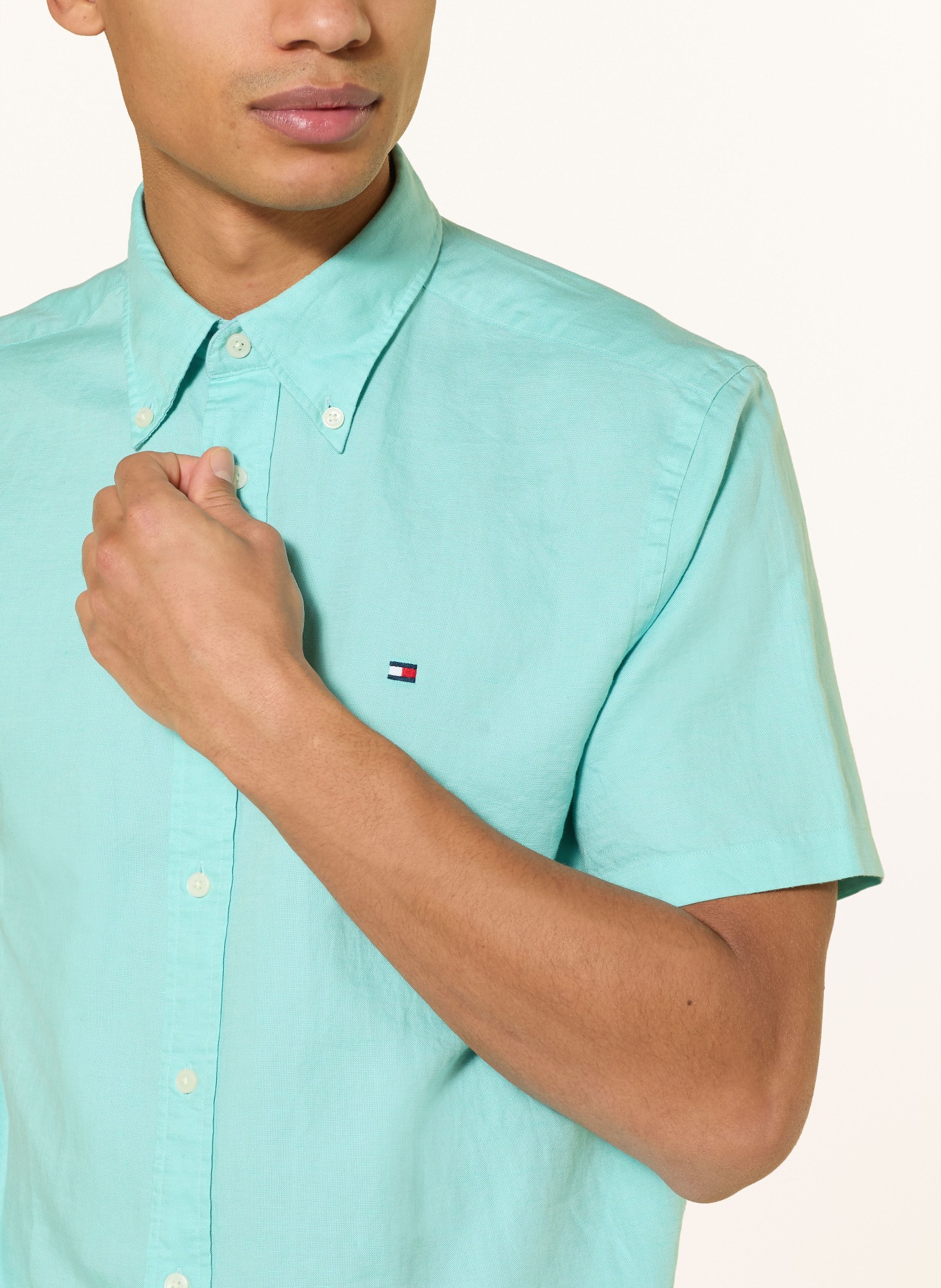 TOMMY HILFIGER Košile s krátkým rukávem Regular Fit s lnem: TYRKYSOVÁ