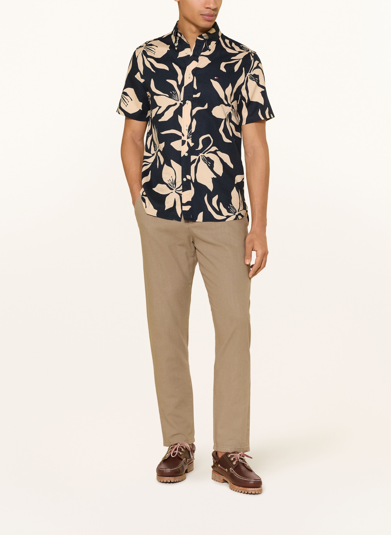 TOMMY HILFIGER Košile s krátkým rukávem Regular Fit s lnem: TMAVĚ MODRÁ / REŽNÁ