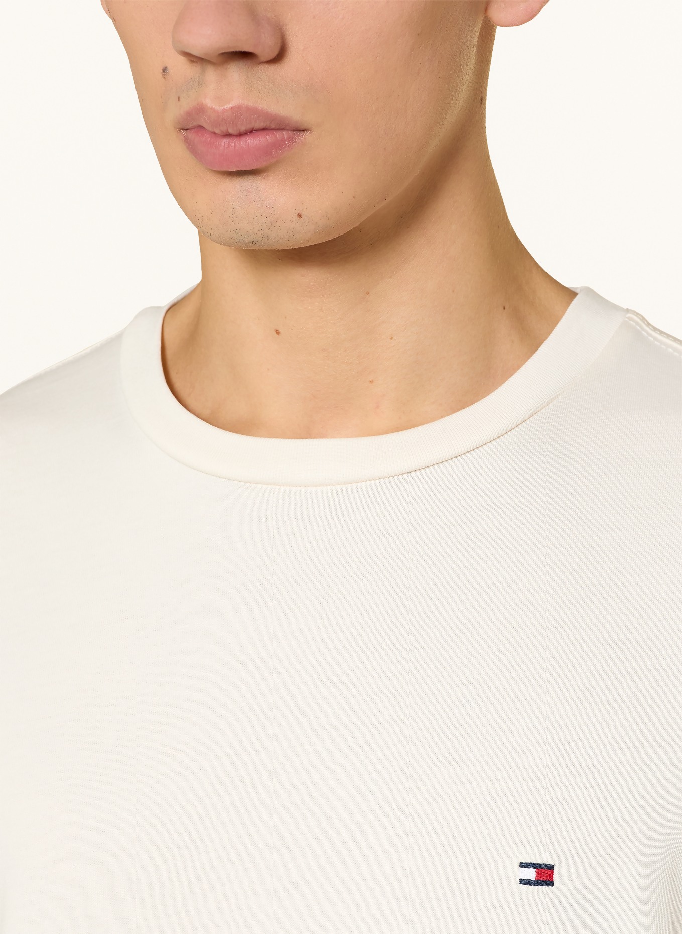 TOMMY HILFIGER T-Shirt: CREME