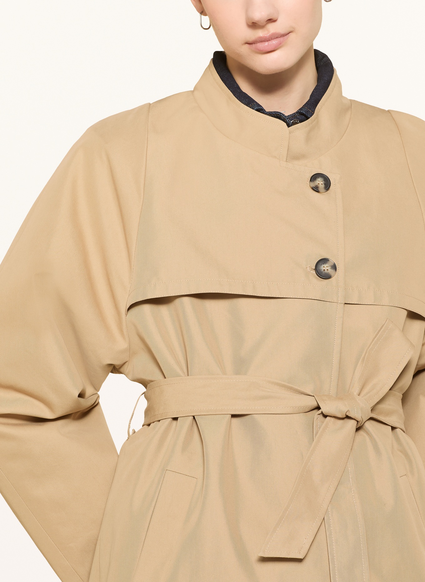 SOFIE SCHNOOR LIZZY trench coat: CAMEL