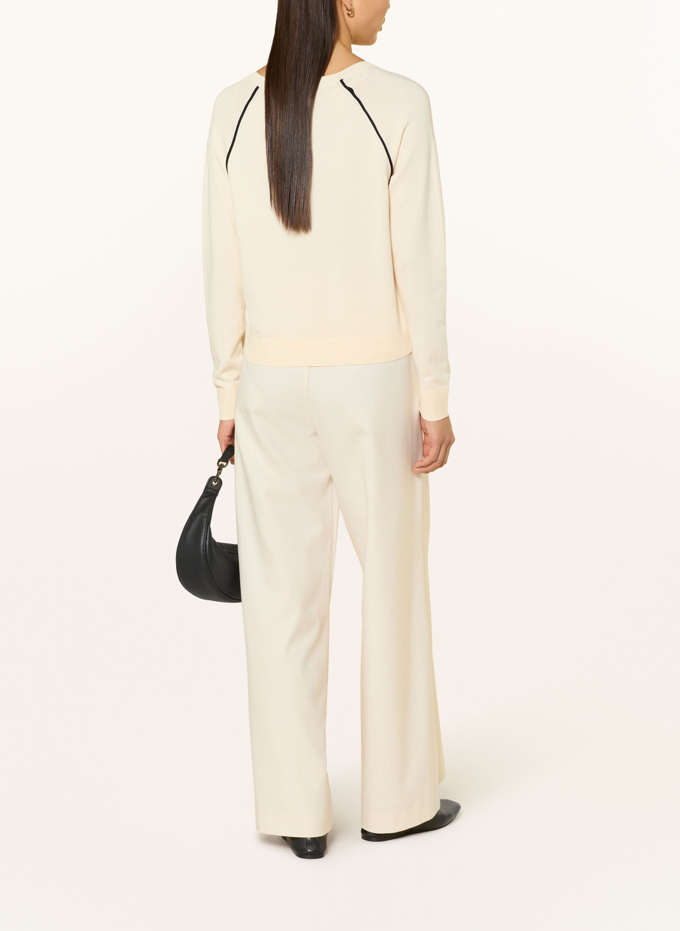 comma Pullover: CREME / SCHWARZ