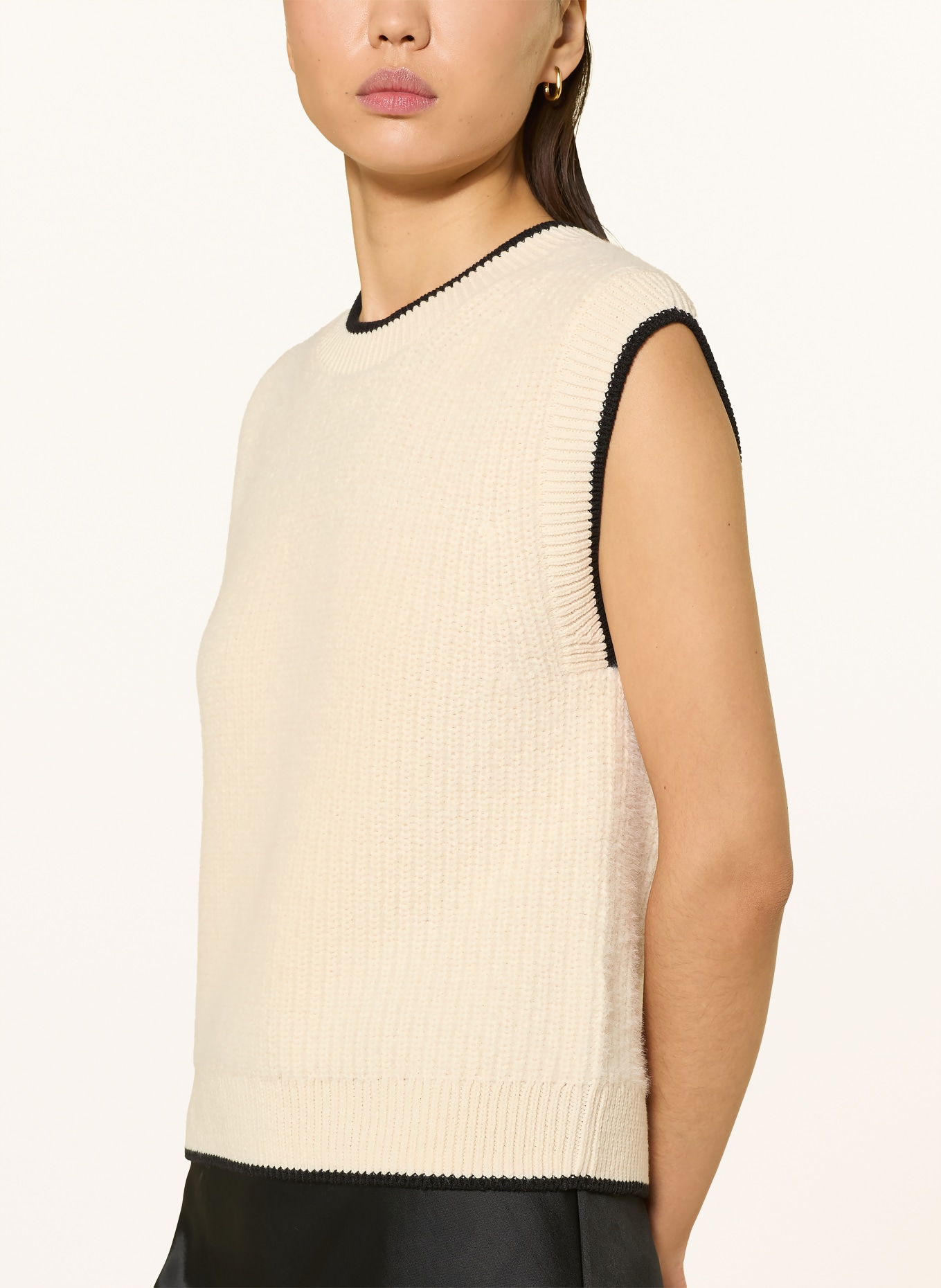 comma Pullunder: CREME