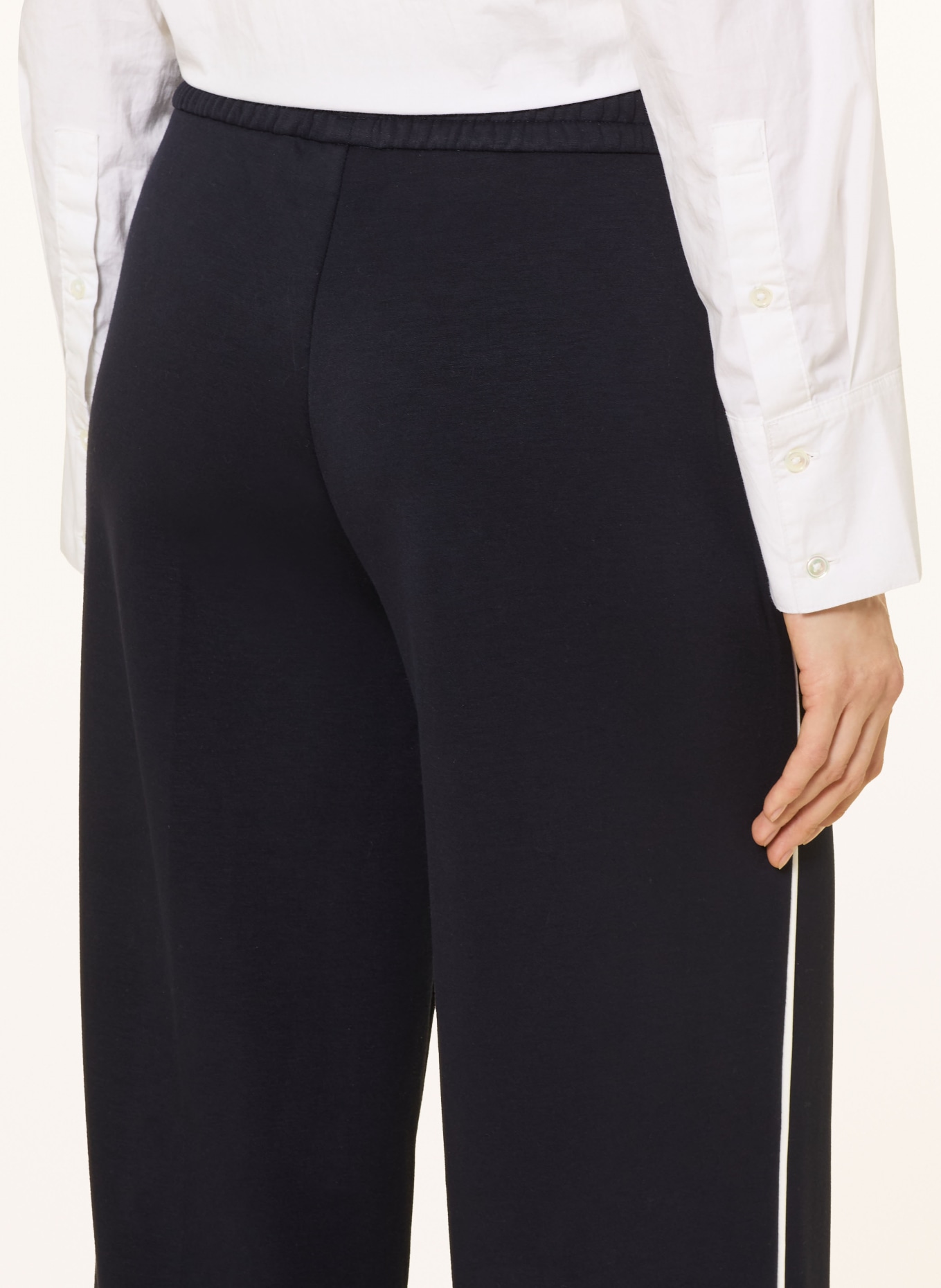 s.Oliver BLACK LABEL Hose im Jogging-Stil: DUNKELBLAU / WEISS