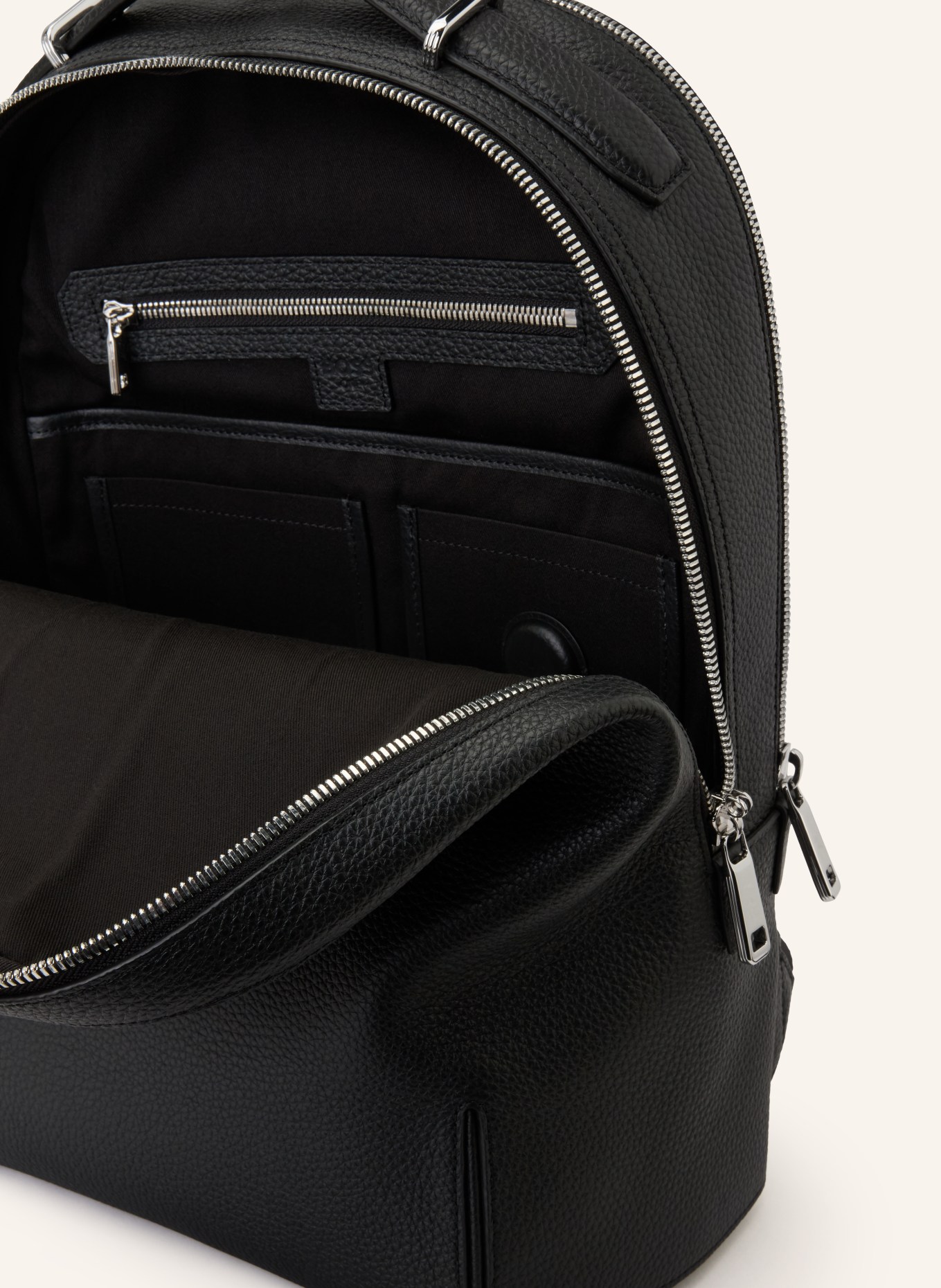 BOSS Batoh MADISON: ČERNÁ