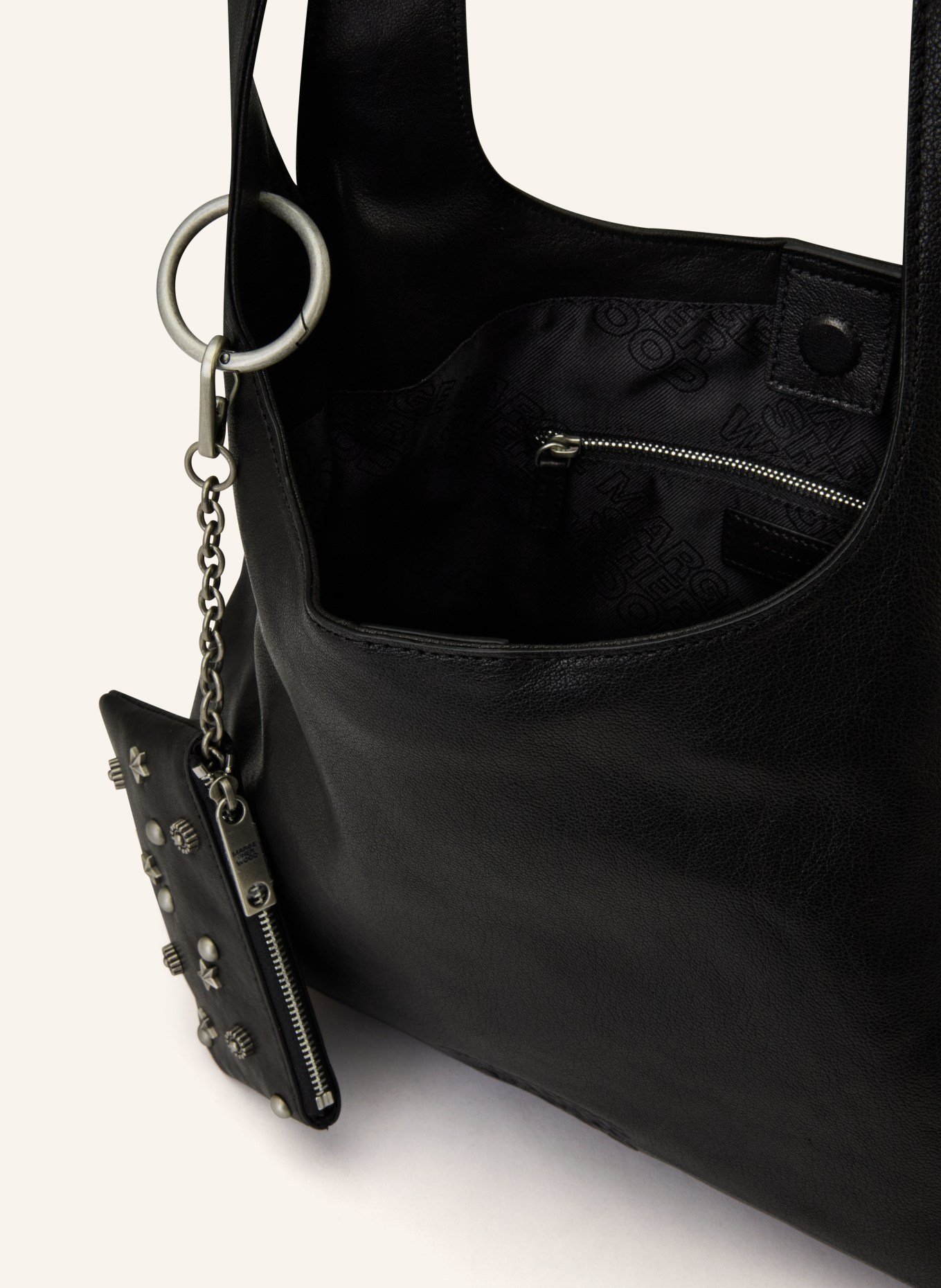 MARGE SHERWOOD Taška přes rameno LARGE: ČERNÁ / STŘÍBRNÁ