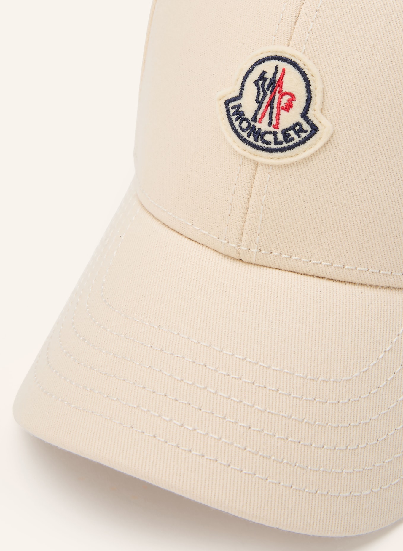 MONCLER čepice: SVĚTLE HNĚDÁ