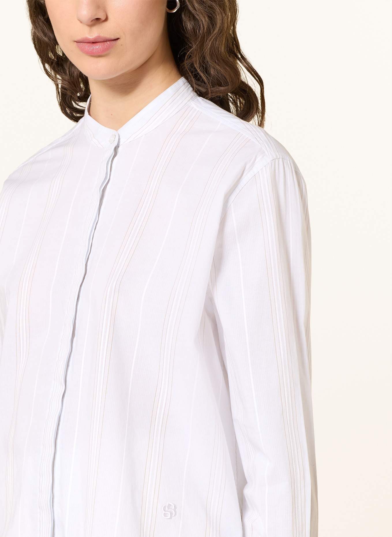 BOSS Blůza BERTYNA: TMAVĚ MODRÁ / ČERNOŠEDÁ / BÍLÁ