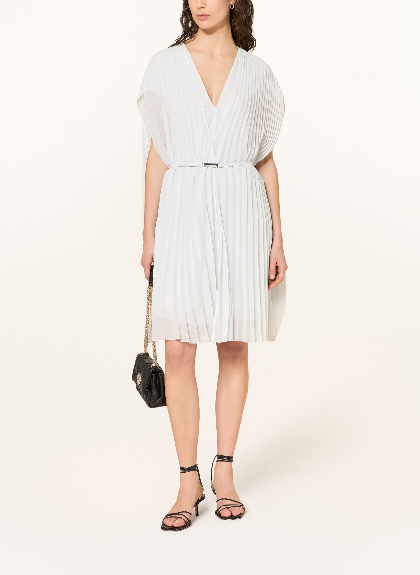 BOSS Koktejlové šaty s plisováním: TMAVĚ MODRÁ